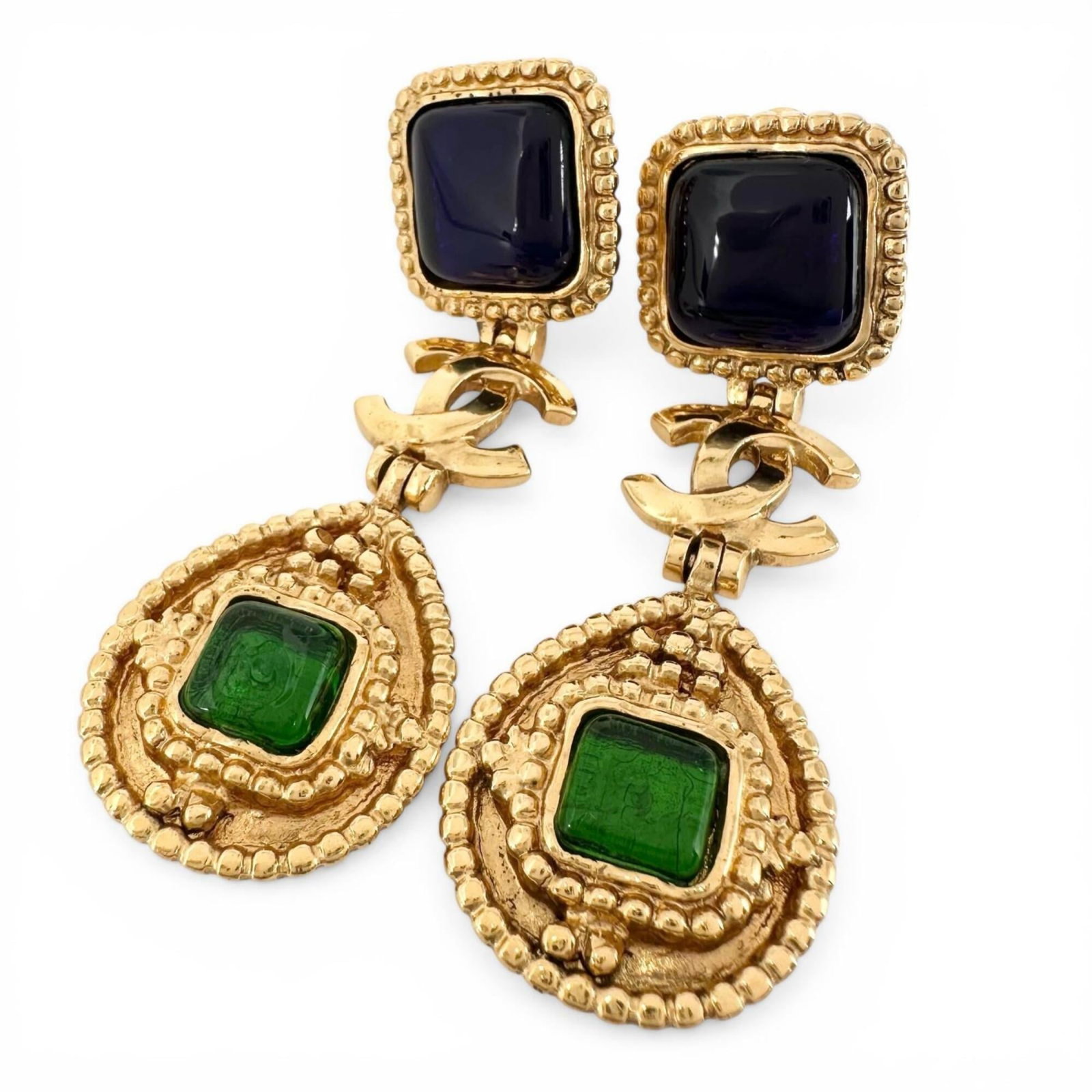 Clip earrings from Chanel (1 of 6)