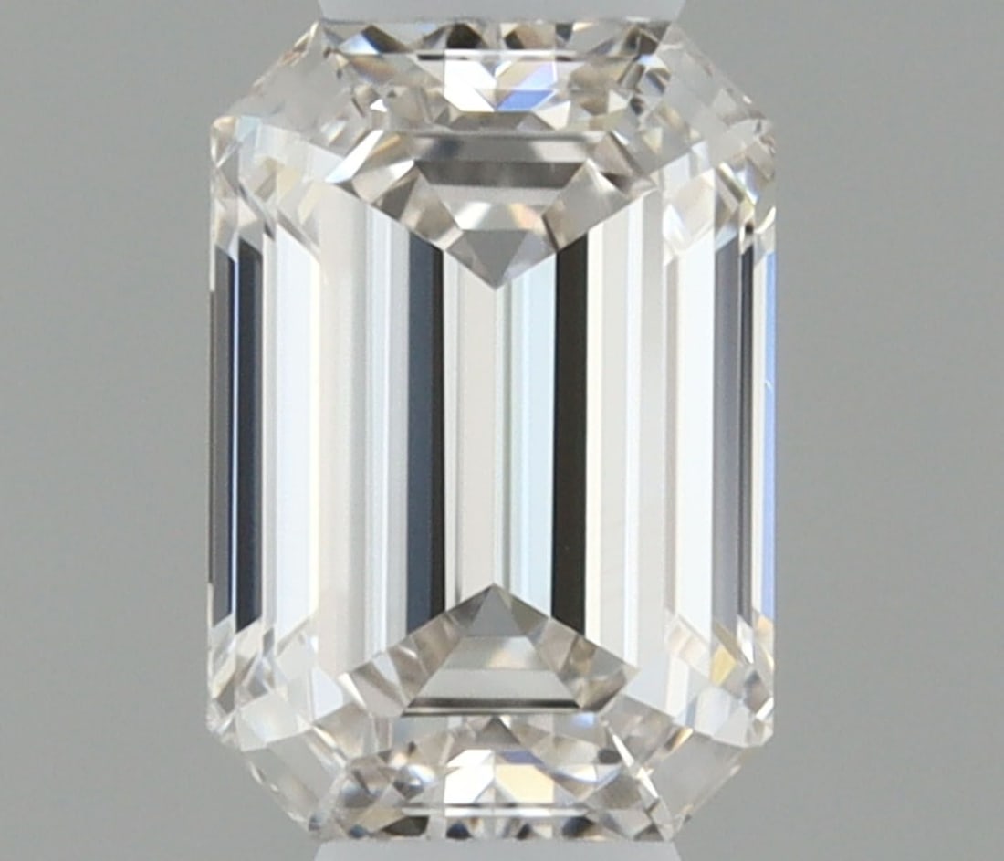 GIA Emerald 0.27ct H VVS2 - Loose Natural Diamond: GIA Emerald 0.27ct H VVS2 - Loose Natural Diamond GIA Emerald 0.27ct H VVS2 - Loose Natural Diamond, certified by the Gemological Institute of America (GIA) with a high color grade (H), exceptional