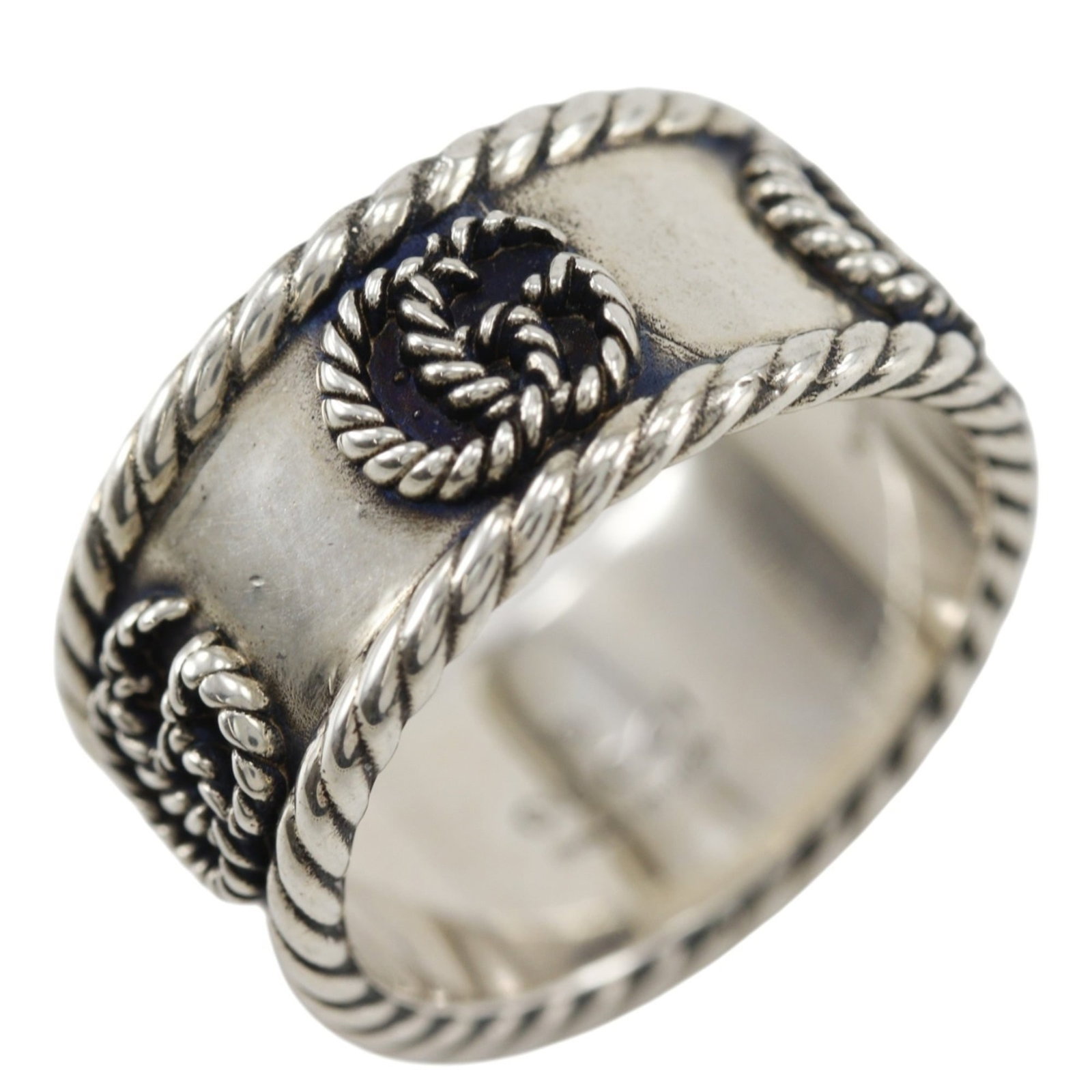 Gucci Band Ring Silver 925: Gucci Band Ring Silver 925 Silver 925 band ring from Gucci, available in US size 5. This stylish piece features the iconic Gucci brand and is crafted from high-quality silver. A versatile accessory