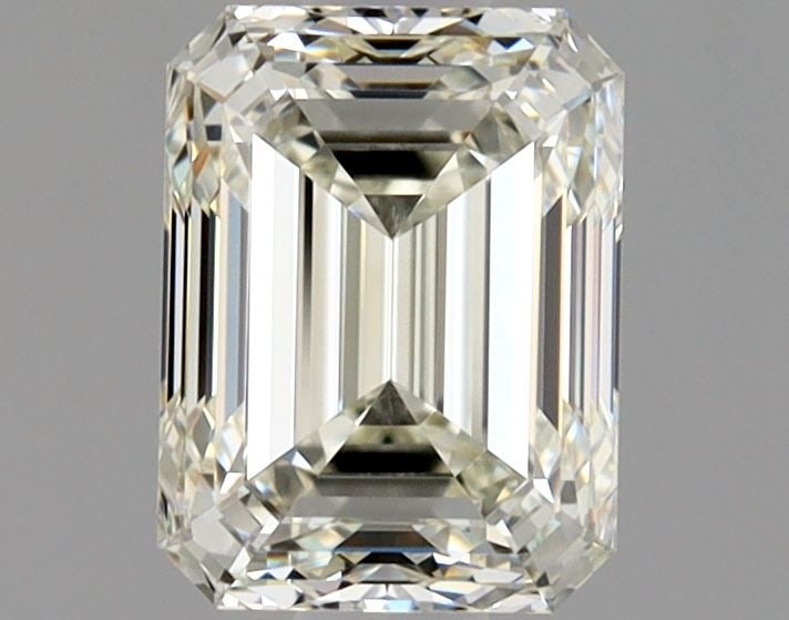 GIA Emerald 1.01ct K VVS1 - Loose Natural Diamond: GIA Emerald 1.01ct K VVS1 - Loose Natural Diamond GIA Emerald 1.01ct K VVS1 - Loose Natural DiamondThis exquisite GIA-certified emerald-cut diamond boasts exceptional clarity and color, with a