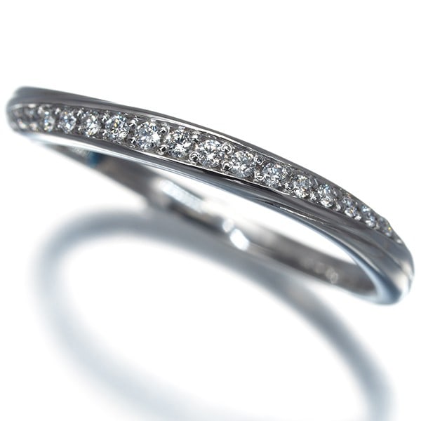 Diamond Ring Wave Us5.25-5.5 950 Platinum: Diamond Ring Wave Us5.25-5.5 950 Platinum 950 Platinum Diamond Ring Wave Us5.25-5.5 features a natural diamond set in a platinum band, with a ring size range of US5.25-5.5 and a design width of