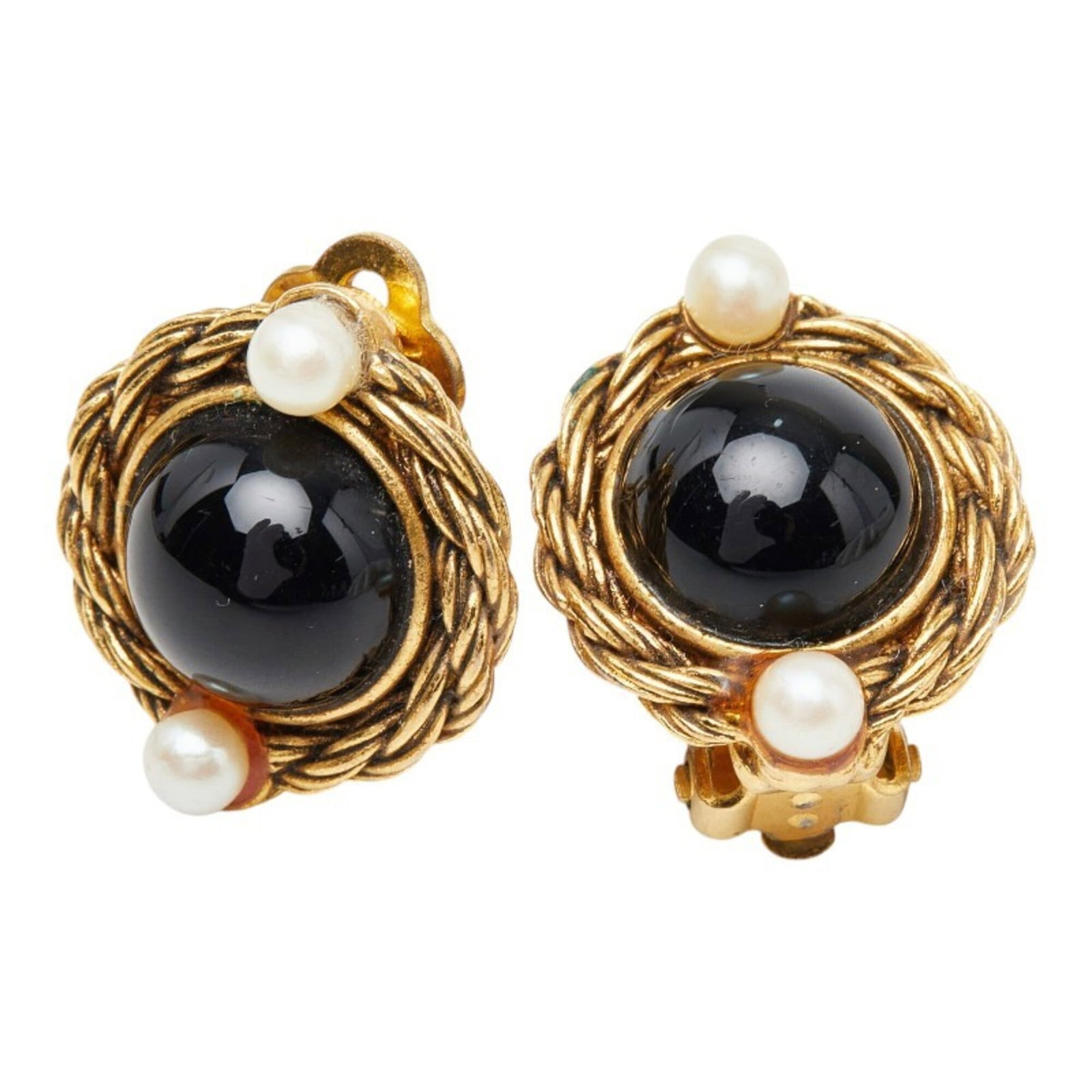 Clip earrings from Chanel: Clip earrings from Chanel Clip earrings from Chanel, featuring black and gold color with a color stone. Measuring 21.60mm x 18.40mm, these clip earrings showcase a sleek design. The signature bears a 