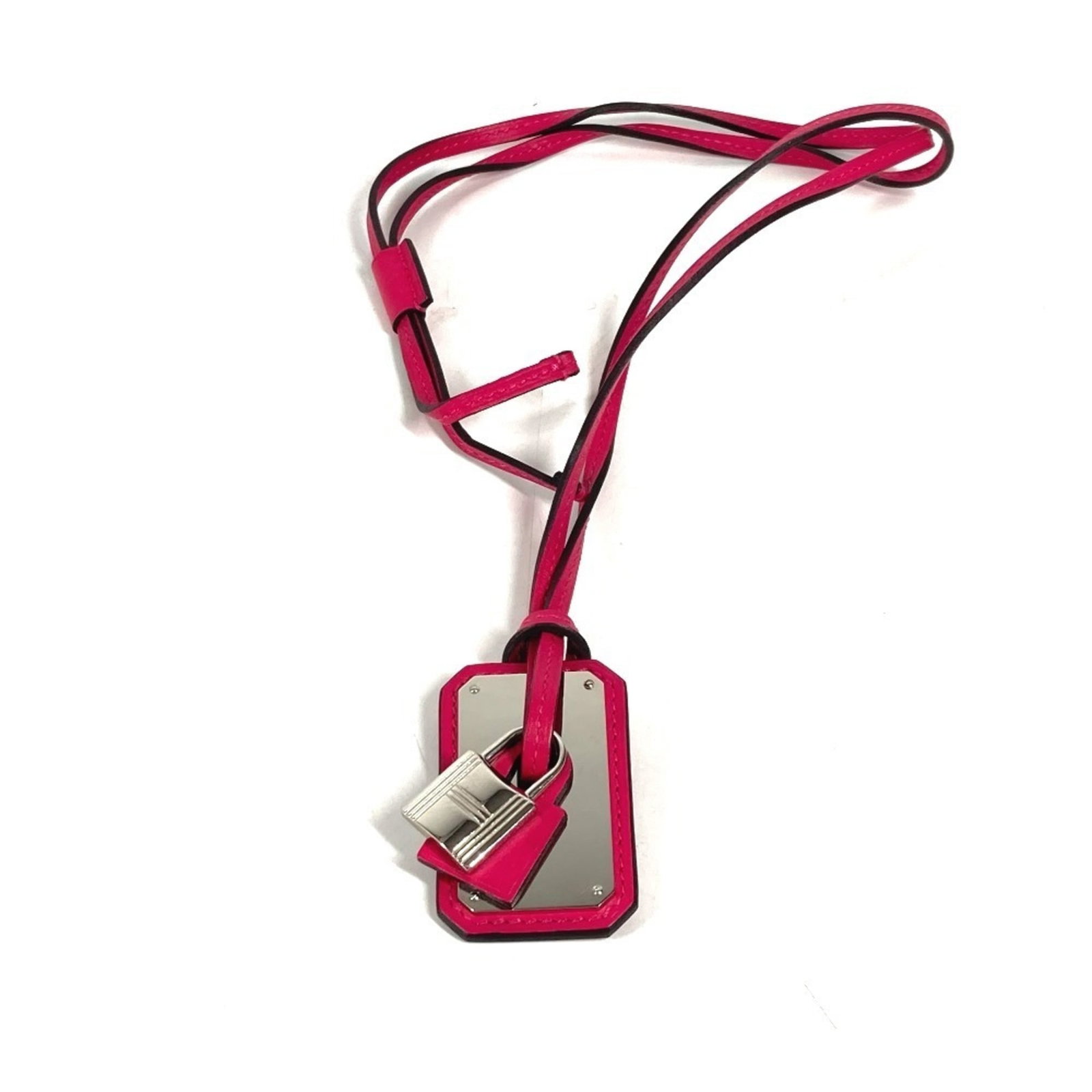 Women's rose pink leather necklace accessories long mexico swift hermes o'kelly: Women's rose pink leather necklace accessories long mexico swift hermes o'kelly Swift leather necklace with rose pink color, featuring a pendant size of 53mm x 33mm. Made from high-quality materials a