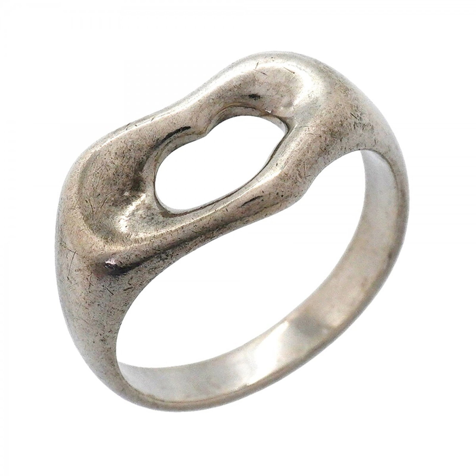 Silver band ring Tiffany 925: Silver band ring Tiffany 925 Silver band ring from Tiffany Type, made from high-quality silver 925. This women's band ring features a sleek design and is available in US size 4. Item Specifics: Brand: