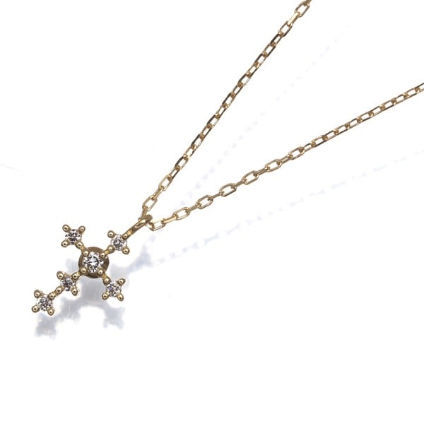Ahkah Necklace Diamond 0.02Ct Cross 18K 750 Yellow Gold: Ahkah Necklace Diamond 0.02Ct Cross 18K 750 Yellow Gold 18K yellow gold pendant in the shape of a cross, featuring a natural diamond with a total weight of 0.02ct, suspended from a 37/40cm necklace ch