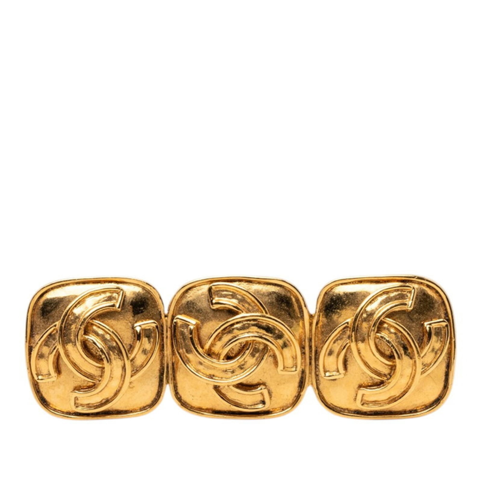 Chanel Brooch Gold Plating: Chanel Brooch Gold Plating Gold plating adds a touch of luxury to this Chanel brooch, measuring 24.6cm x 72.1cm in size. The gold finish gives it a sleek and sophisticated appearance that complements