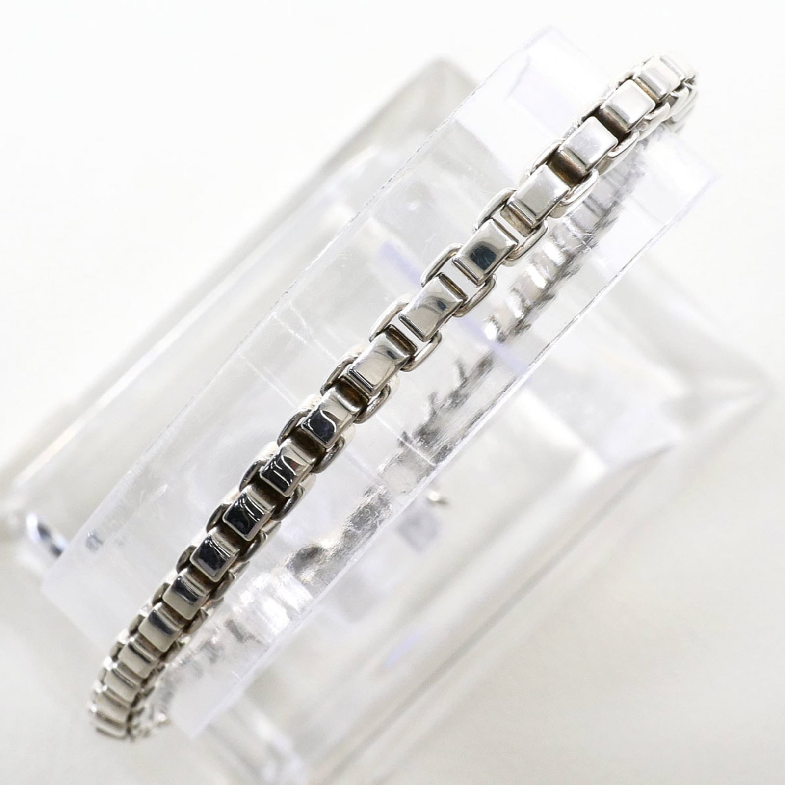 Tiffany Charm Bracelet Silver 925: Tiffany Charm Bracelet Silver 925 Silver 925 Tiffany Charm Bracelet, 18.5cm in length, made from sterling silver and bearing the Tiffany brand. This charm bracelet features a classic design that showc