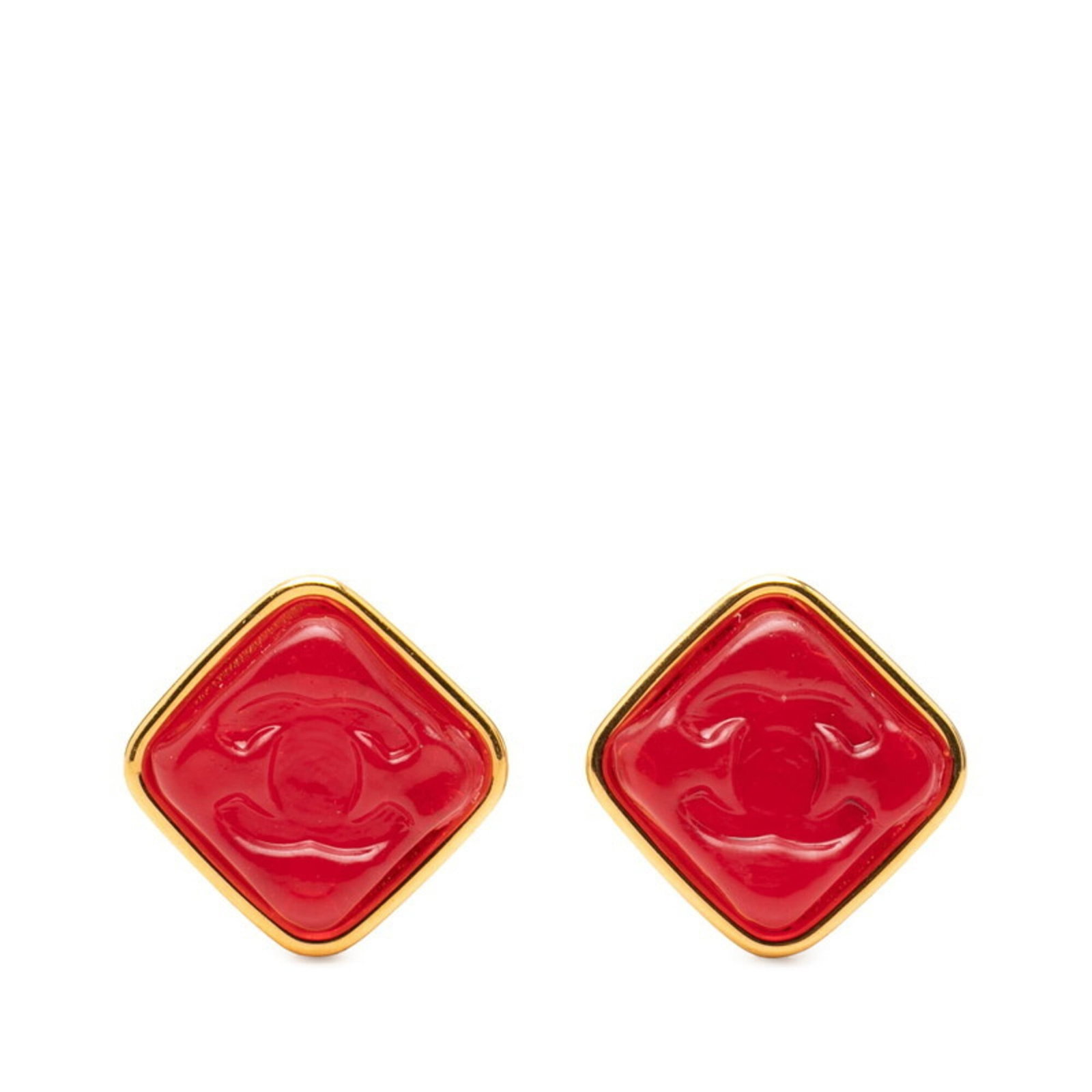 Chanel Clip Earrings Plastic: Chanel Clip Earrings Plastic Gold and Red Plastic Clip Earrings from Chanel. Made with plastic, these 32.40mm x 32.30mm earrings feature a distinctive gold and red color combination. A compact design 