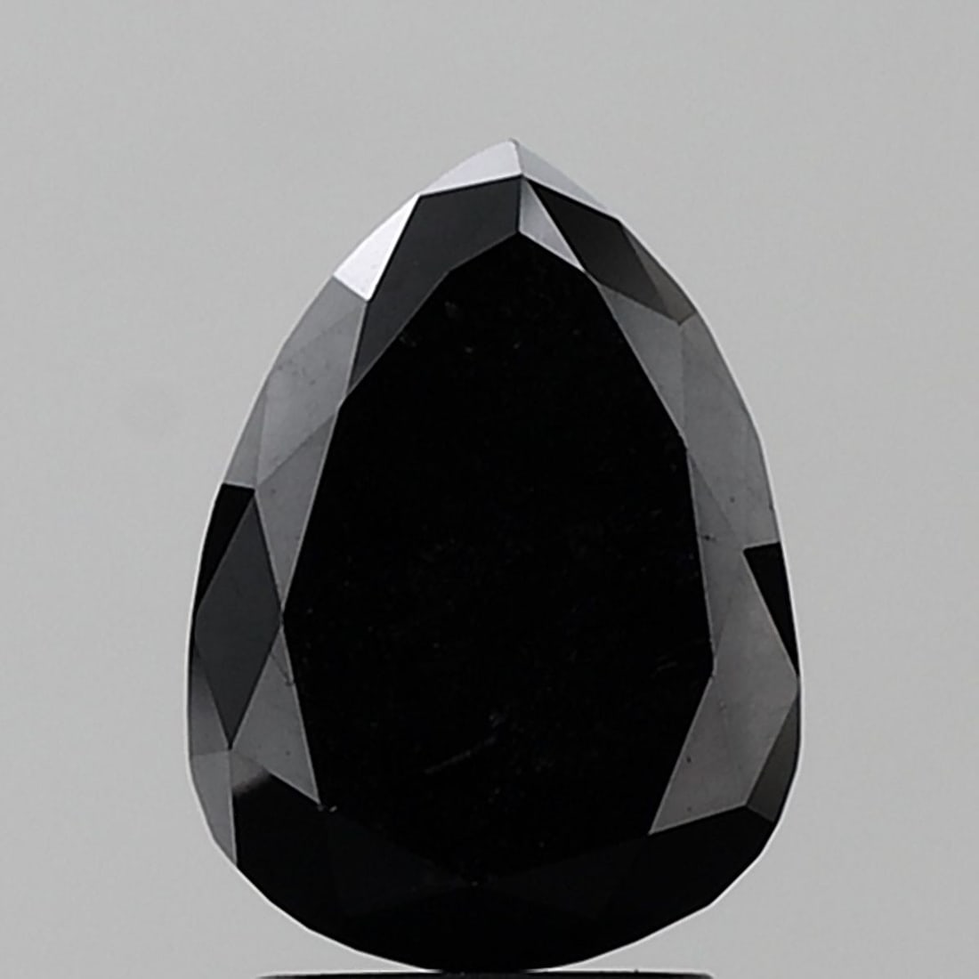 Pear 3.7ct Black VVS2 - Loose Natural Diamond: Pear 3.7ct Black VVS2 - Loose Natural Diamond 3.7ct Black VVS2 - Loose Natural Diamond, boasting exceptional clarity and polish, showcases its sleek black color in EX condition. Measuring 10.51L x 7.8