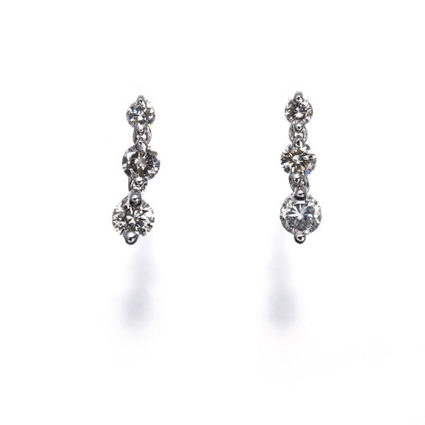 Diamond 0.51Ct 3P Earrings 18K 750 White Gold: Diamond 0.51Ct 3P Earrings 18K 750 White Gold Diamond 0.51ct 3P Earrings in 18K White Gold - A delicate and elegant stud earring featuring a natural diamond, set in high-quality white gold. The 18k me