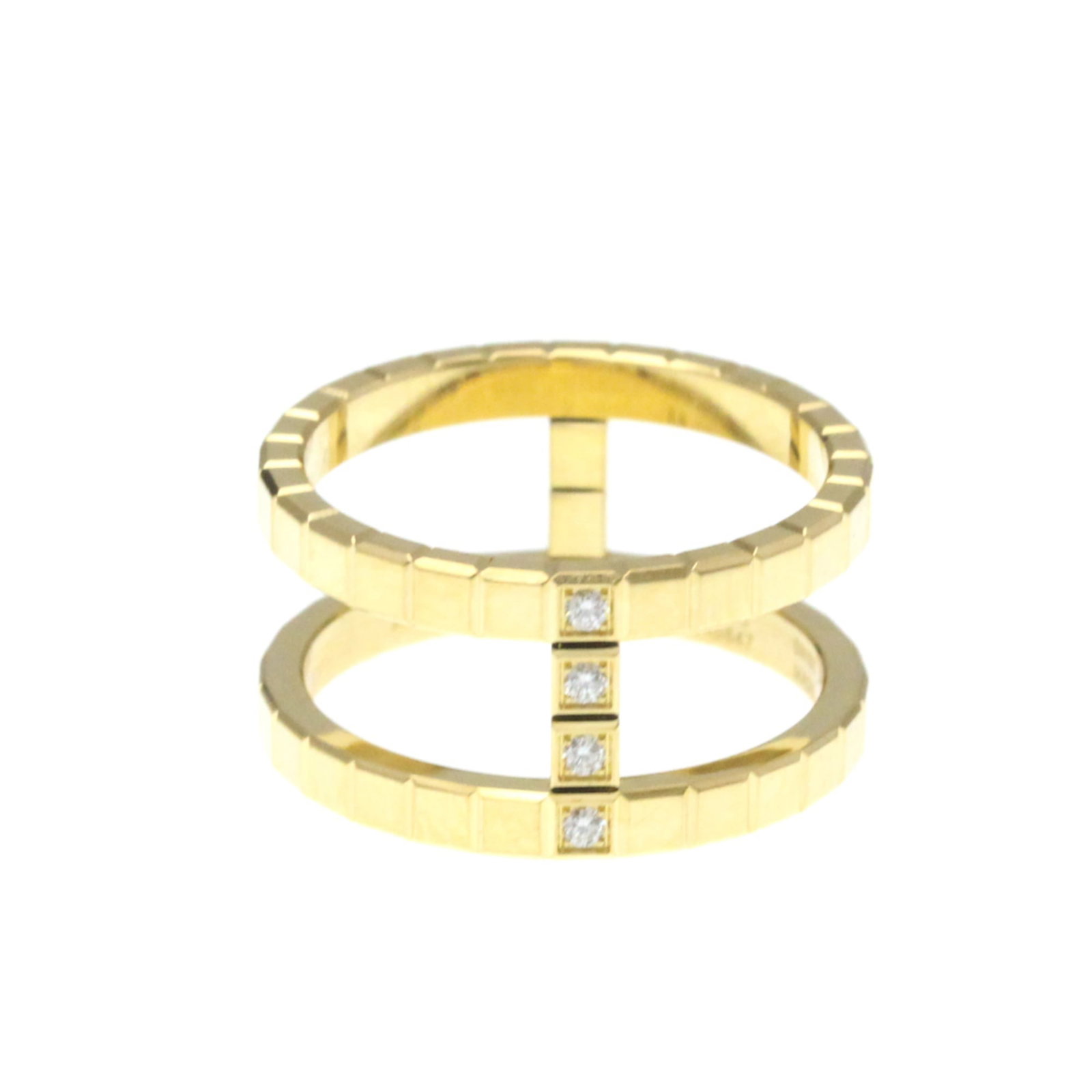 Chopard Band Ring Yellow Gold (18K): Chopard Band Ring Yellow Gold (18K) Yellow gold (18K) band ring from Chopard's Ice Cube Diamond Ring collection, featuring a diamond weighing 0.04 ct and measuring 10mm in width. This stylish piece is