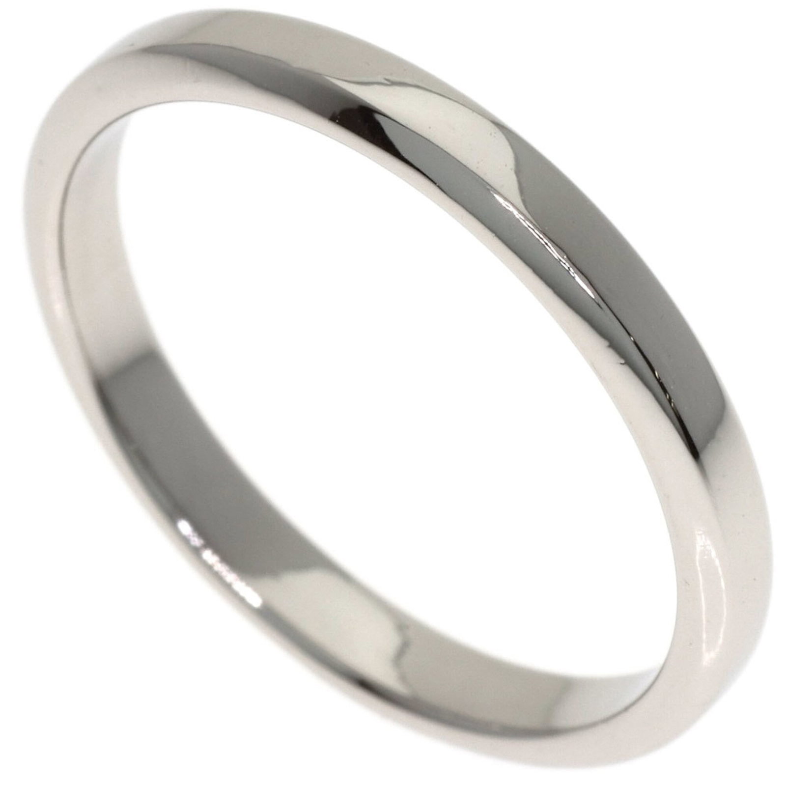 Van Cleef Arpels Ring 950 Platinum: Van Cleef Arpels Ring 950 Platinum 950 Platinum band ring from Van Cleef & Arpels, crafted in high-quality platinum. This elegant ring features a classic design and is available in US size 6.5. A