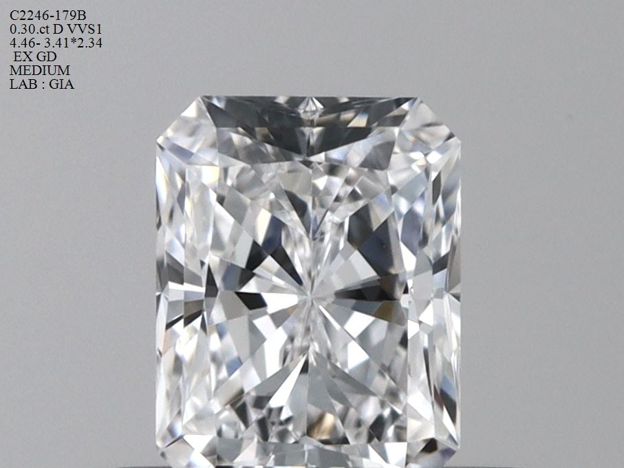GIA Radiant 0.3ct D VVS1 - Loose Natural Diamond: GIA Radiant 0.3ct D VVS1 - Loose Natural Diamond GIA certified, this 0.3ct D VVS1 diamond boasts exceptional clarity and color, with an EX polish that showcases its brilliance. Measuring 4.46L x