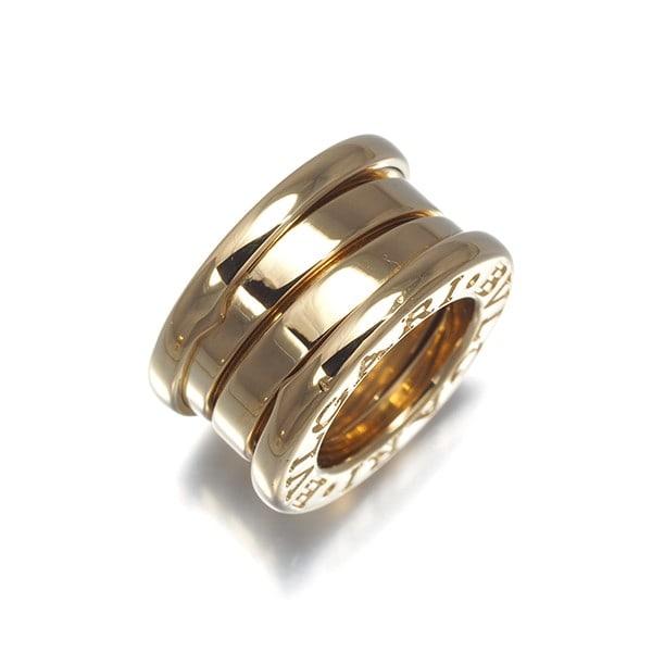 Bvlgari Pendant B.Zero1 18K 750 Yellow Gold: Bvlgari Pendant B.Zero1 18K 750 Yellow Gold 18k Yellow Gold B.Zero1 Pendant by BVLGARI. This elegant pendant showcases the brand's signature style, featuring a design size of 14.7 x 8.0mm and a bail i