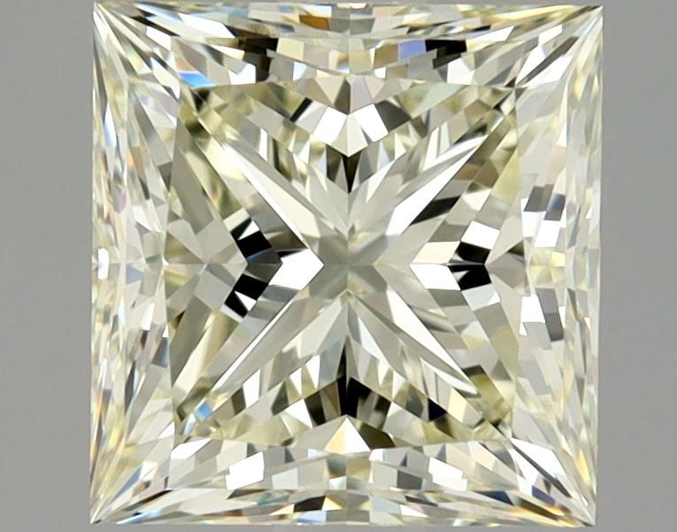 HRD Princess 2.01ct L VVS1 - Loose Natural Diamond: HRD Princess 2.01ct L VVS1 - Loose Natural Diamond 2.01ct L VVS1 - A Rare and Exceptional Natural Diamond, Certified by the HRD. This loose diamond boasts an impressive cut, EX polish, and EX symmetry