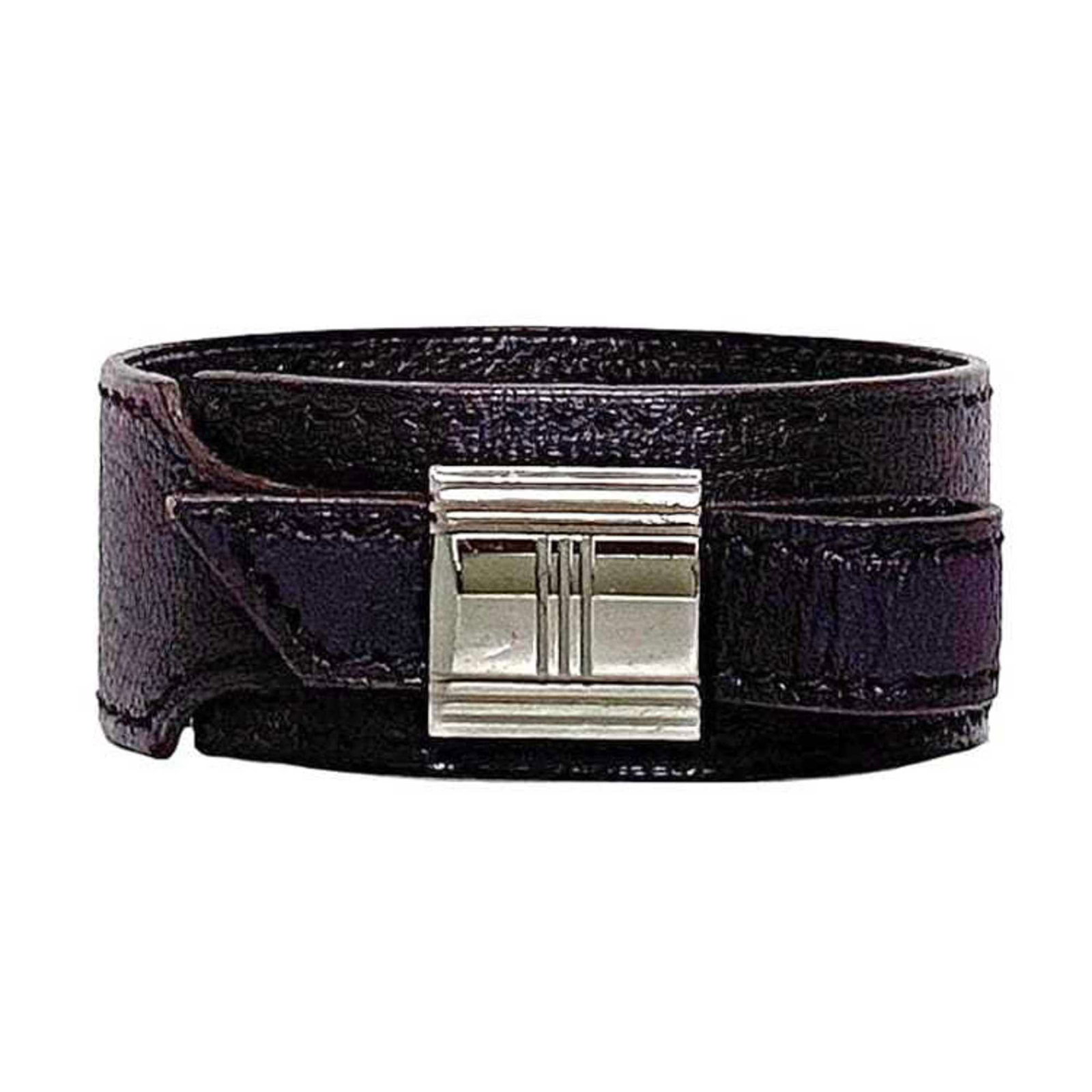 Hermes Charm Bracelet Leather: Hermes Charm Bracelet Leather Purple leather charm bracelet from Hermes, measuring 16cm in length. This classic design showcases the brand's signature style with its elegant purple color and simple ch