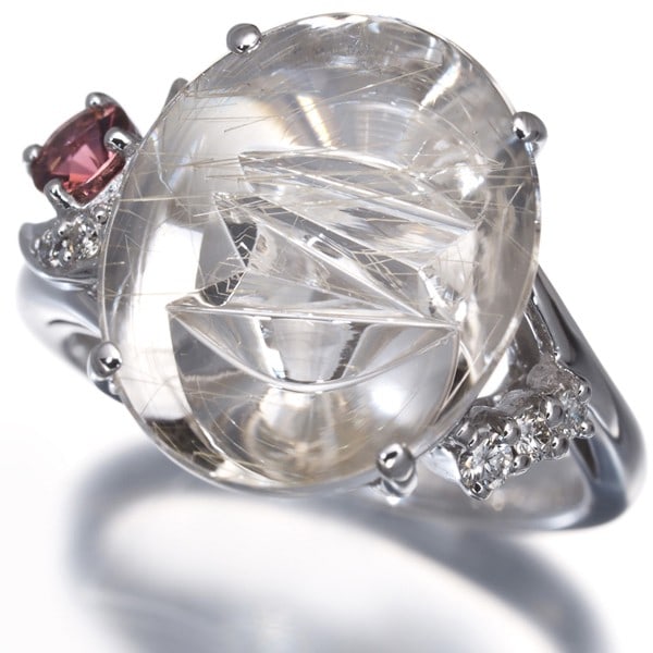 Rutile Quartz 4.94Ct Tourmaline 0.15Ct Diamond Ring 18K 750 White Gold: Rutile Quartz 4.94Ct Tourmaline 0.15Ct Diamond Ring 18K 750 White Gold Rutile Quartz and tourmaline come together in this striking 18k white gold ring, featuring a 4.94ct rutile quartz stone surrounde