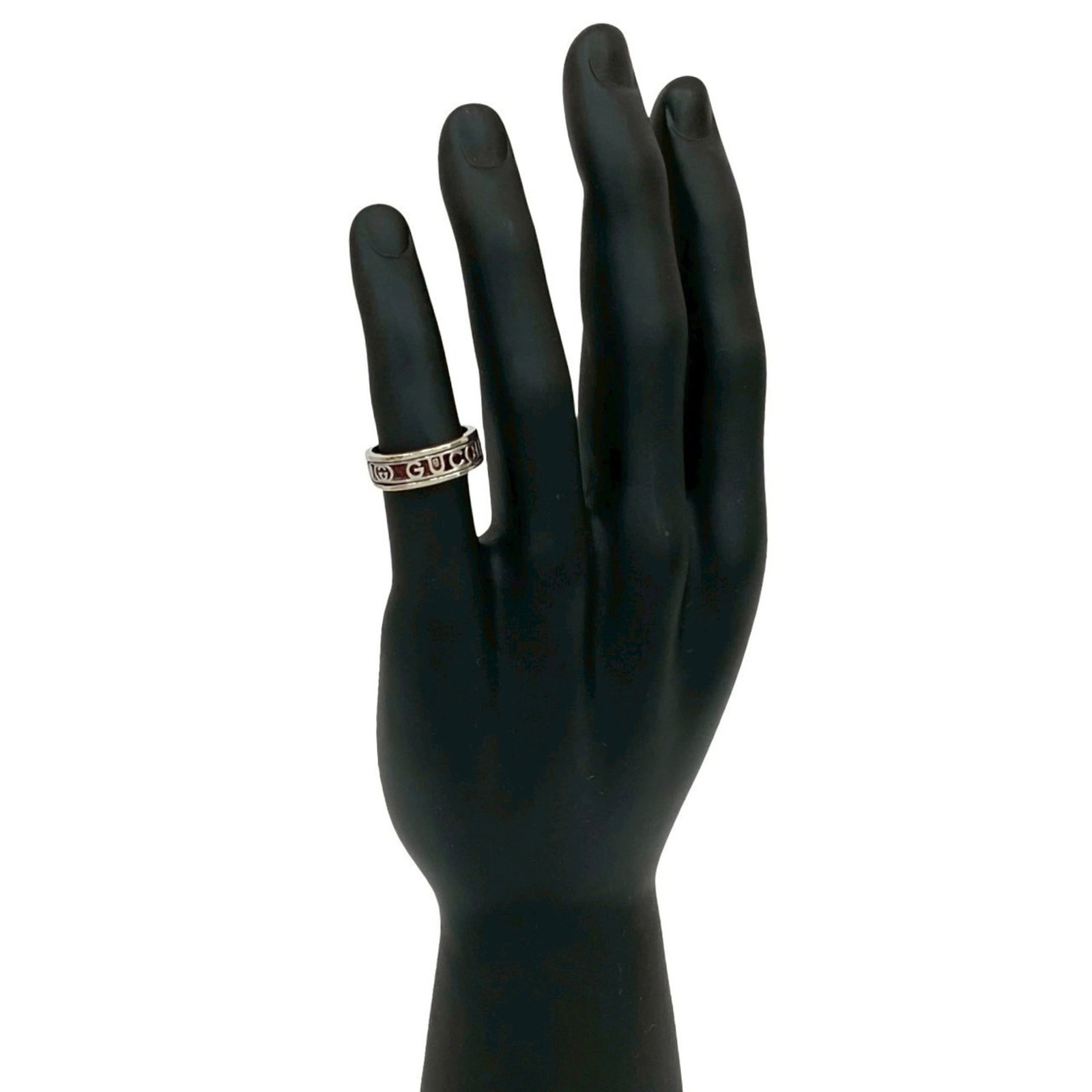 Gucci Band Ring Silver 925: Gucci Band Ring Silver 925 Silver 925 band ring from Gucci, available in US size 6.5 and made from high-quality silver material. This elegant accessory features a sleek design that suits both men's