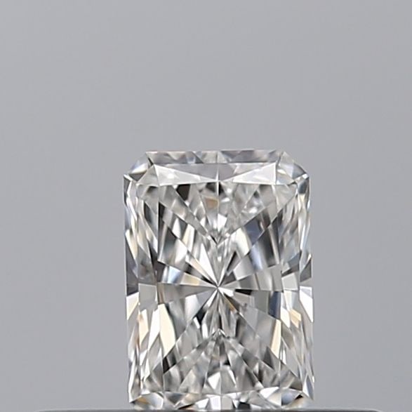 GIA Radiant 0.25ct E VVS2 - Loose Natural Diamond: GIA Radiant 0.25ct E VVS2 - Loose Natural Diamond GIA-certified, this loose natural diamond boasts exceptional clarity with its VVS2 grade and vibrant E color. Measuring 4.51L x 3.05W x 2.09H, it shin