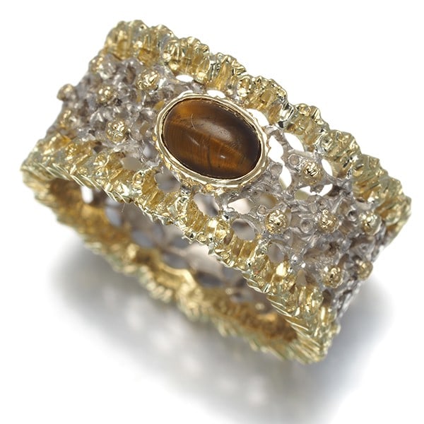 Buccellati Ring Tiger'S Eye Openwork Us6 925 Sterling Silver/ 18K Yg: Buccellati Ring Tiger'S Eye Openwork Us6 925 Sterling Silver/ 18K Yg Sterling silver Buccellati ring features an openwork design showcasing a vibrant tiger's eye stone, set in a 925 metal construction