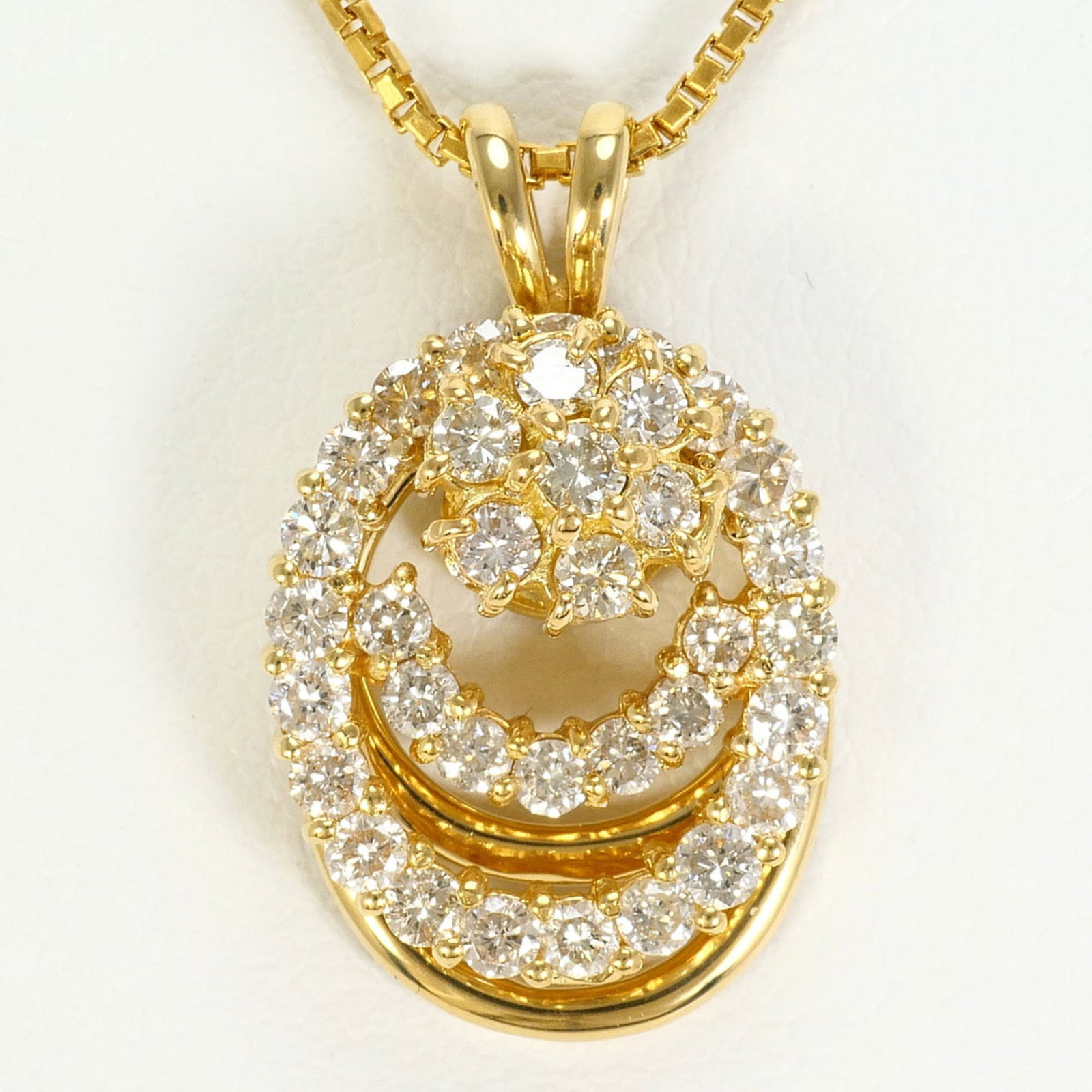 18K (18-Karat) Yellow Gold Necklace With 0.80Ct Diamond Total Weight 6.2G 40Cm Length Jewelry: 18K (18-Karat) Yellow Gold Necklace With 0.80Ct Diamond Total Weight 6.2G 40Cm Length Jewelry 18K yellow gold necklace boasts a total weight of 6.2 grams, featuring a stunning 0.80ct diamond that
