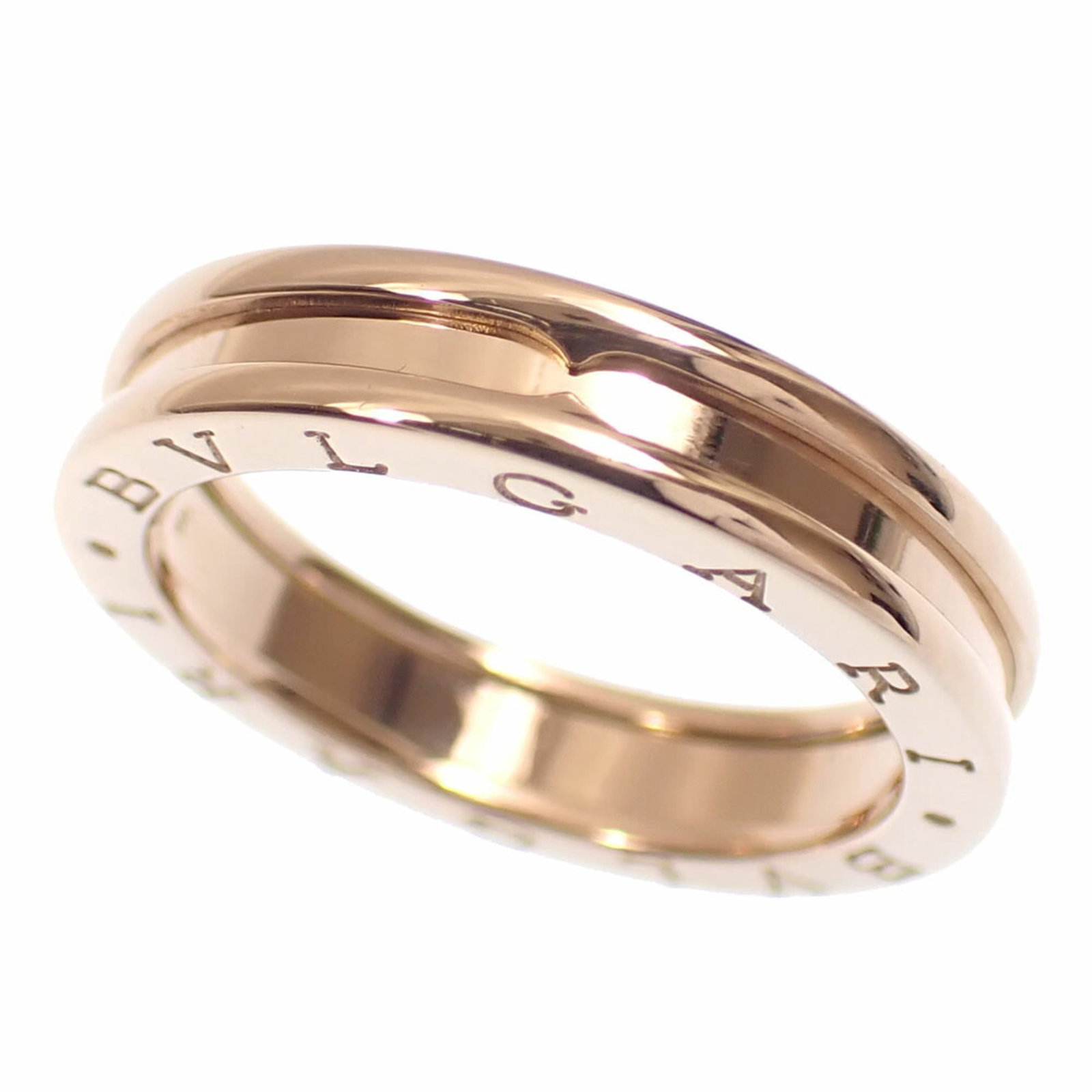 Bvlgari Band Ring Yellow Gold (18K): Bvlgari Band Ring Yellow Gold (18K) Yellow gold (18K) band ring from Bvlgari, available in US size 10. This women's band ring showcases a classic design with yellow gold material and a notable signatu
