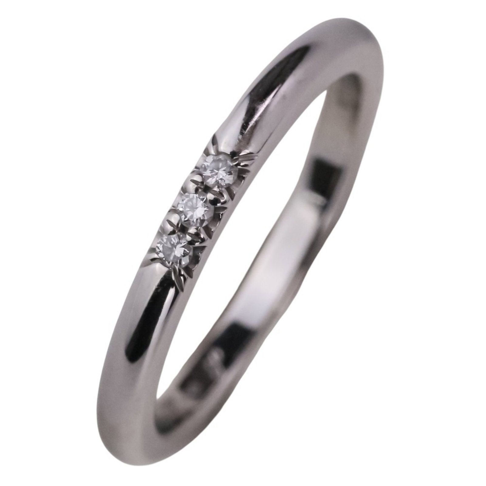 Tiffany Band Ring Platinum 950: Tiffany Band Ring Platinum 950 Platinum 950 Tiffany band ring, designed with elegant simplicity, features a sterling silver finish and bears a signature. This women's ring is available in US size