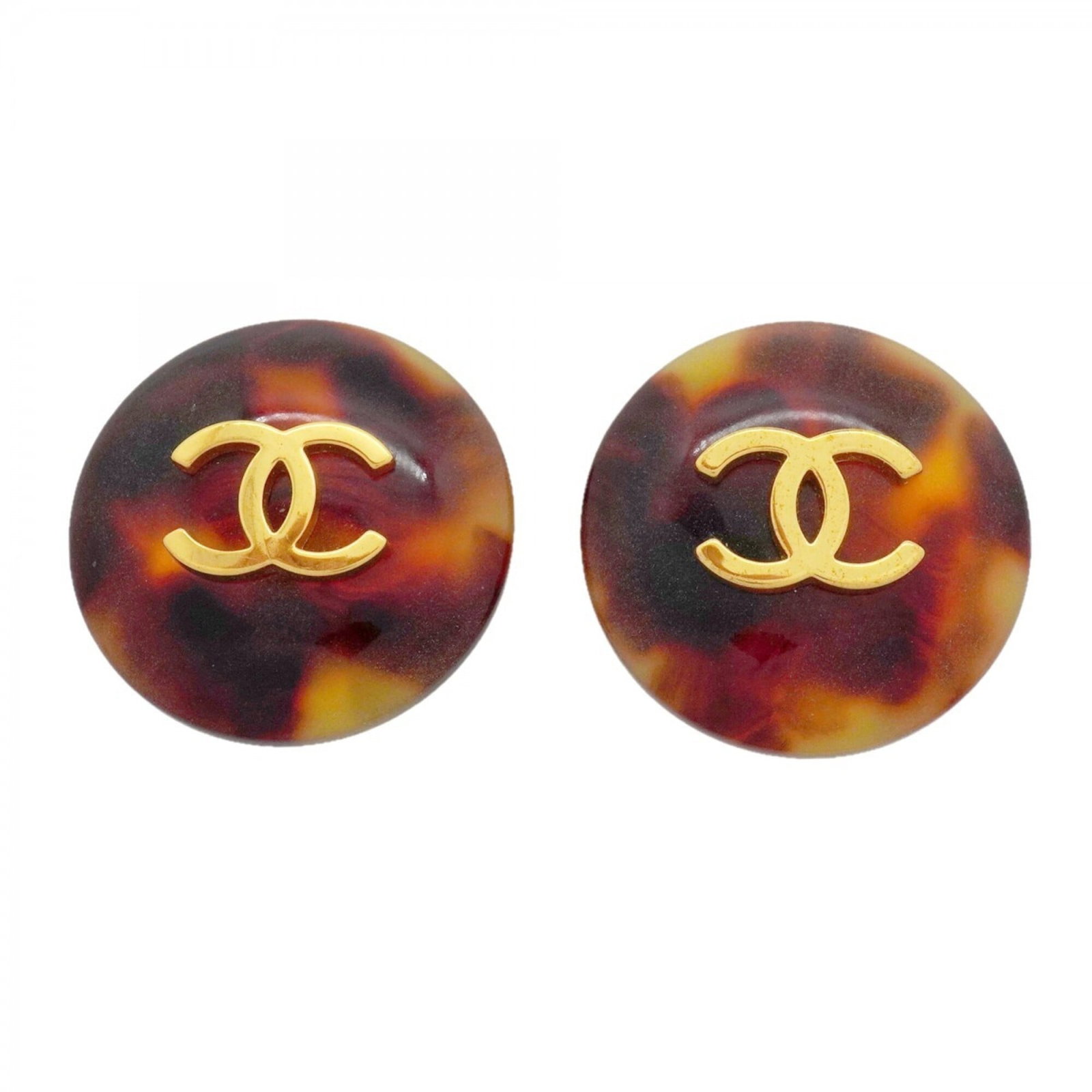 Chanel Clip Earrings Gold Plating: Chanel Clip Earrings Gold Plating Chanel Clip Earrings Gold Plating are made from gold plating and feature a brown color. They have a rectangular shape with dimensions of 24.80mm x 24.80mm / 0.98'' x 