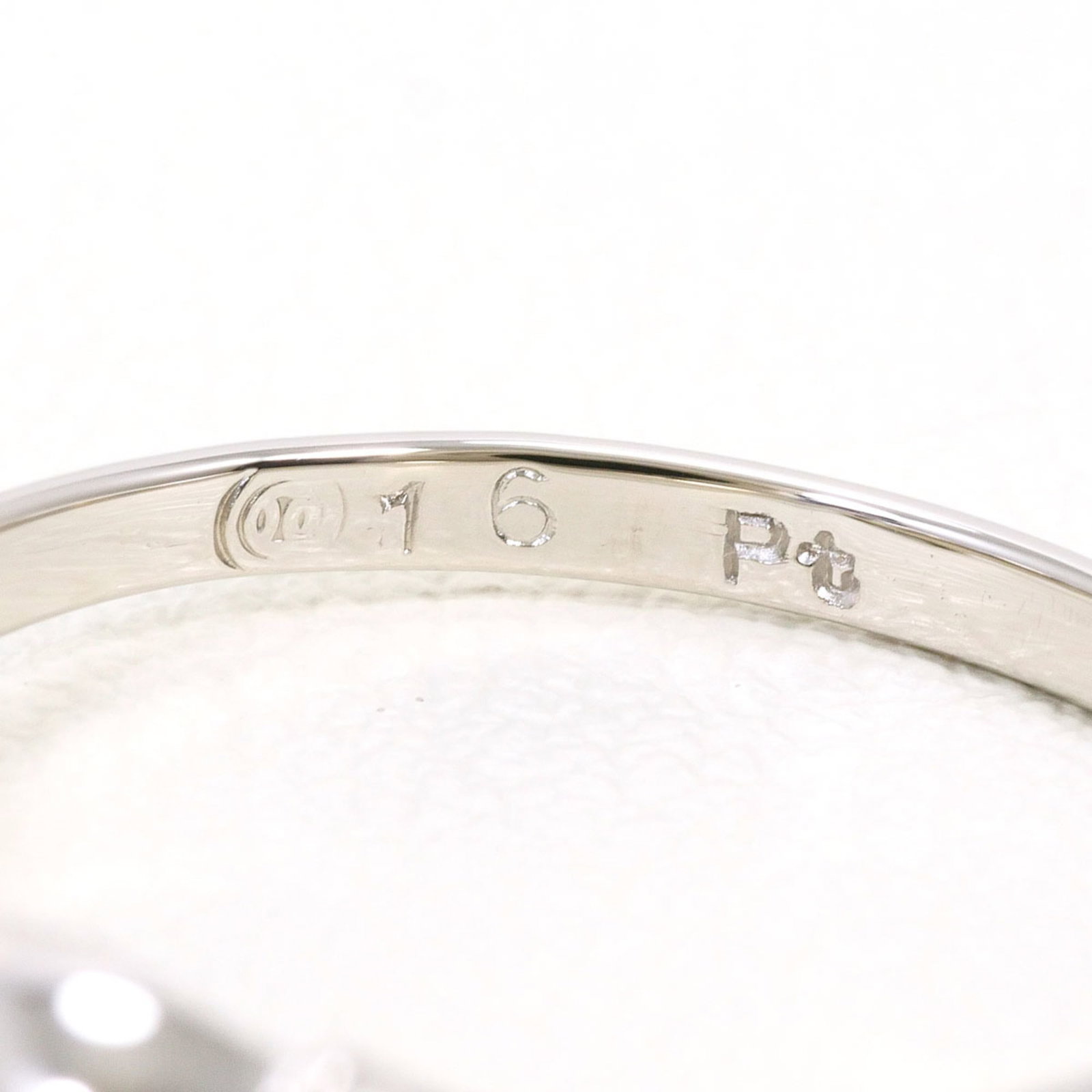 Platinum band ring - 4