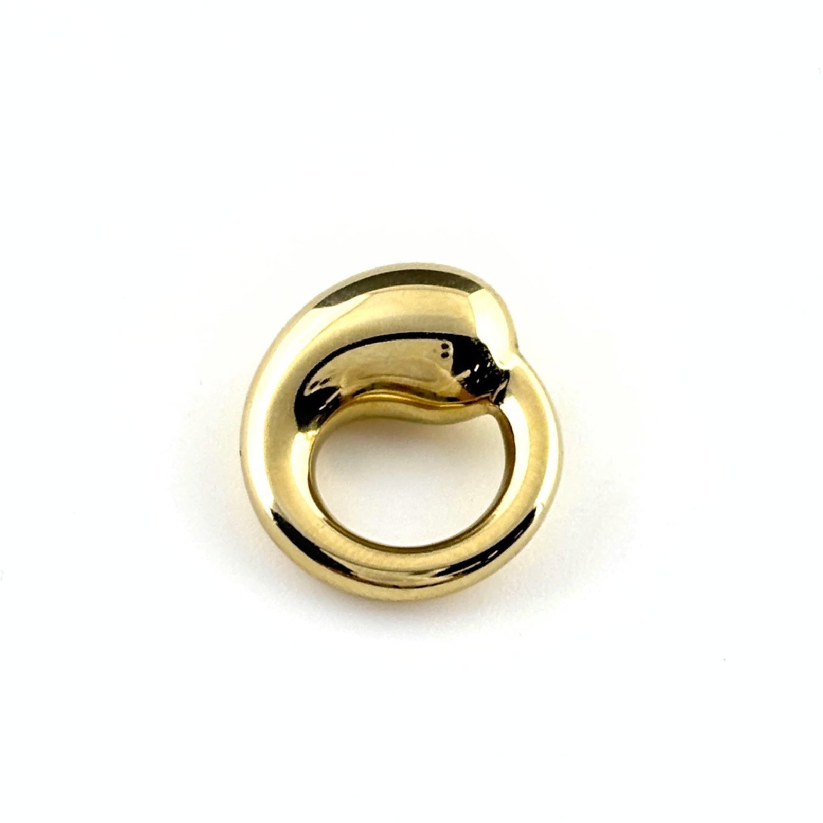 Tiffany & Co. Eternal Circle Top Yg Yellow Gold Pendant 750 Women'S: Tiffany & Co. Eternal Circle Top Yg Yellow Gold Pendant 750 Women'S Tiffany & Co.'s Eternal Circle Top YG Yellow Gold Pendant boasts a sleek, modern design with a diameter of 13mm and a thickness of 1
