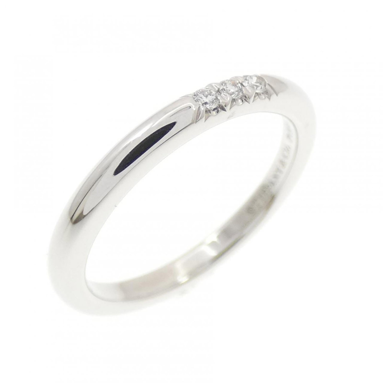 Tiffany Band Ring Platinum 950: Tiffany Band Ring Platinum 950 Platinum 950 Tiffany band ring, designed with elegant simplicity, features a sterling silver finish and bears a signature. This women's ring is available in US size 3.5.