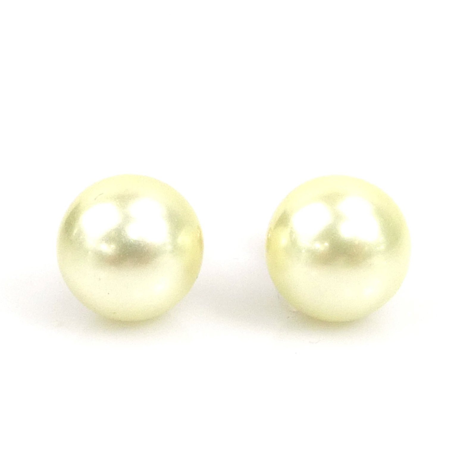 Metal artificial pearl earrings by Christian Dior stud (1 of 8)