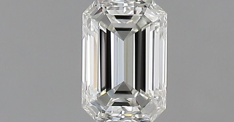 IGI Emerald 0.5ct G IF - Loose Natural Diamond: IGI Emerald 0.5ct G IF - Loose Natural Diamond IGI Emerald 0.5ct G IF - Loose Natural Diamond, certified by the International Gemological Institute (IGI) with a color grade of G and clarity grade of I