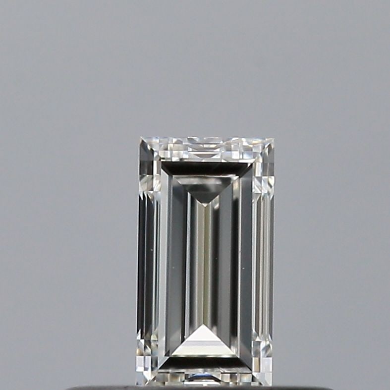 GIA Baguette 0.29ct G VVS1 - Loose Natural Diamond: GIA Baguette 0.29ct G VVS1 - Loose Natural Diamond GIA-certified, this loose natural diamond boasts exceptional clarity with its VVS1 grade and minimal inclusions. Measuring 0.29 carats, it features a