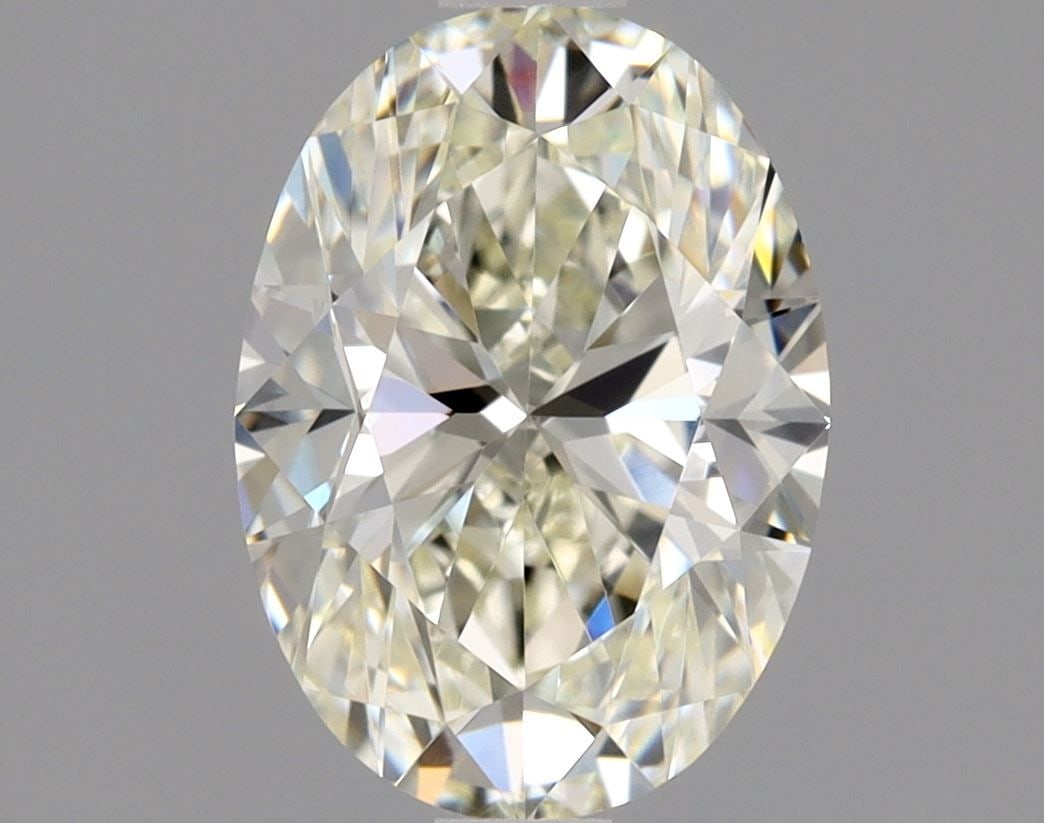 GIA Oval 1.4ct L VVS2 - Loose Natural Diamond: GIA Oval 1.4ct L VVS2 - Loose Natural Diamond GIA Oval Cut Diamond with Exceptional Clarity and Color. This stunning 1.4ct L VVS2 diamond boasts an impressive clarity grade, exceptional color tone,