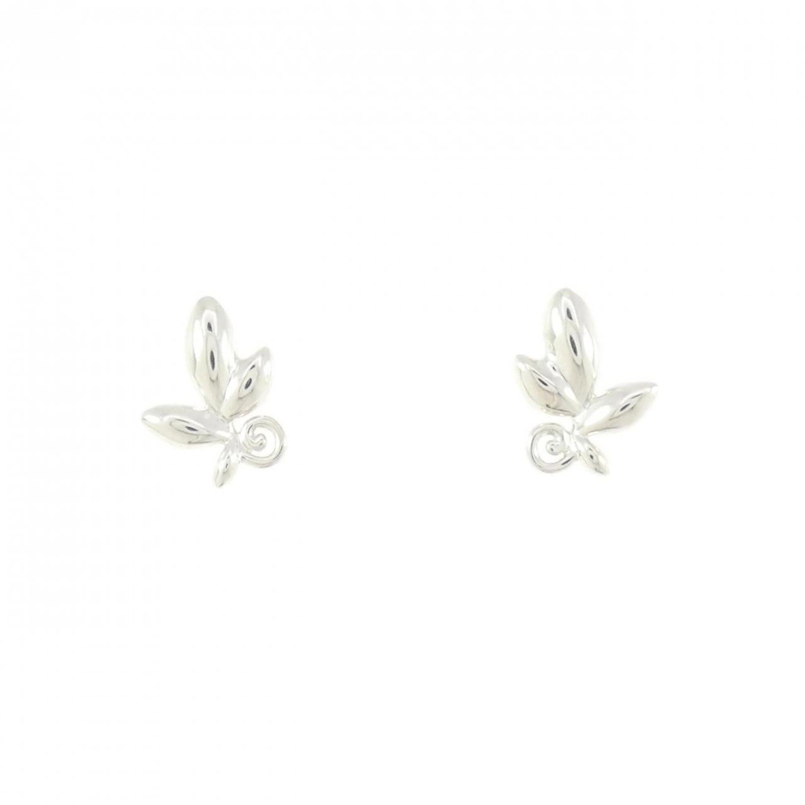 Tiffany Stud Earrings Silver 925: Tiffany Stud Earrings Silver 925 Tiffany Stud Earrings in Sterling Silver, crafted with precision and attention to detail. These elegant stud earrings feature a sleek design made from high-quality sil