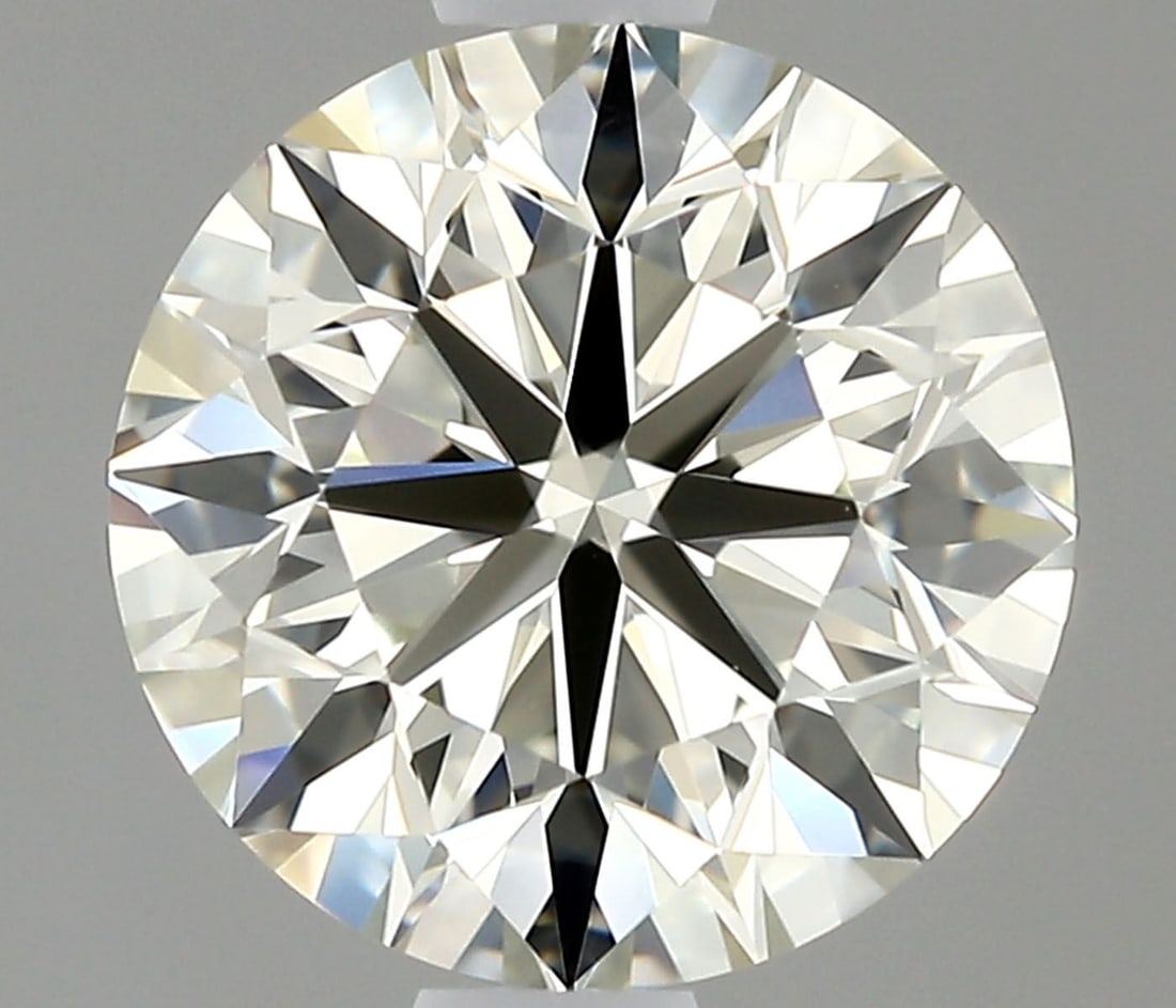 IGI Round 1.5ct J VVS1 - Loose Natural Diamond: IGI Round 1.5ct J VVS1 - Loose Natural Diamond The IGI Round 1.5ct J VVS1 diamond boasts exceptional clarity and color, with its EX polish and symmetry showcasing a masterful cut that maximizes brilli