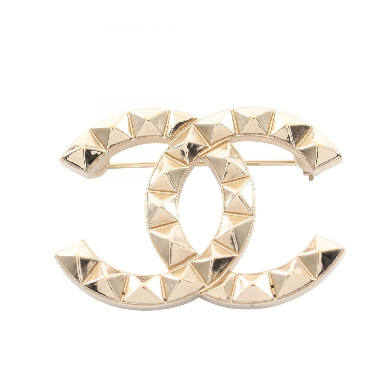 Chanel Brooch Gold Plating: Chanel Brooch Gold Plating Chanel Brooch Gold Plating - A stunning gold-plated brooch from the iconic French fashion house, featuring elegant design and premium finish. Measuring 3.3cm x 4.3cm, it