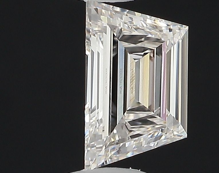 GIA Trapezoid 0.57ct G IF - Loose Natural Diamond: GIA Trapezoid 0.57ct G IF - Loose Natural Diamond GIA Trapezoid 0.57ct G IF - Loose Natural Diamond features a stunning natural diamond with exceptional clarity and polish, certified by the Gemologica