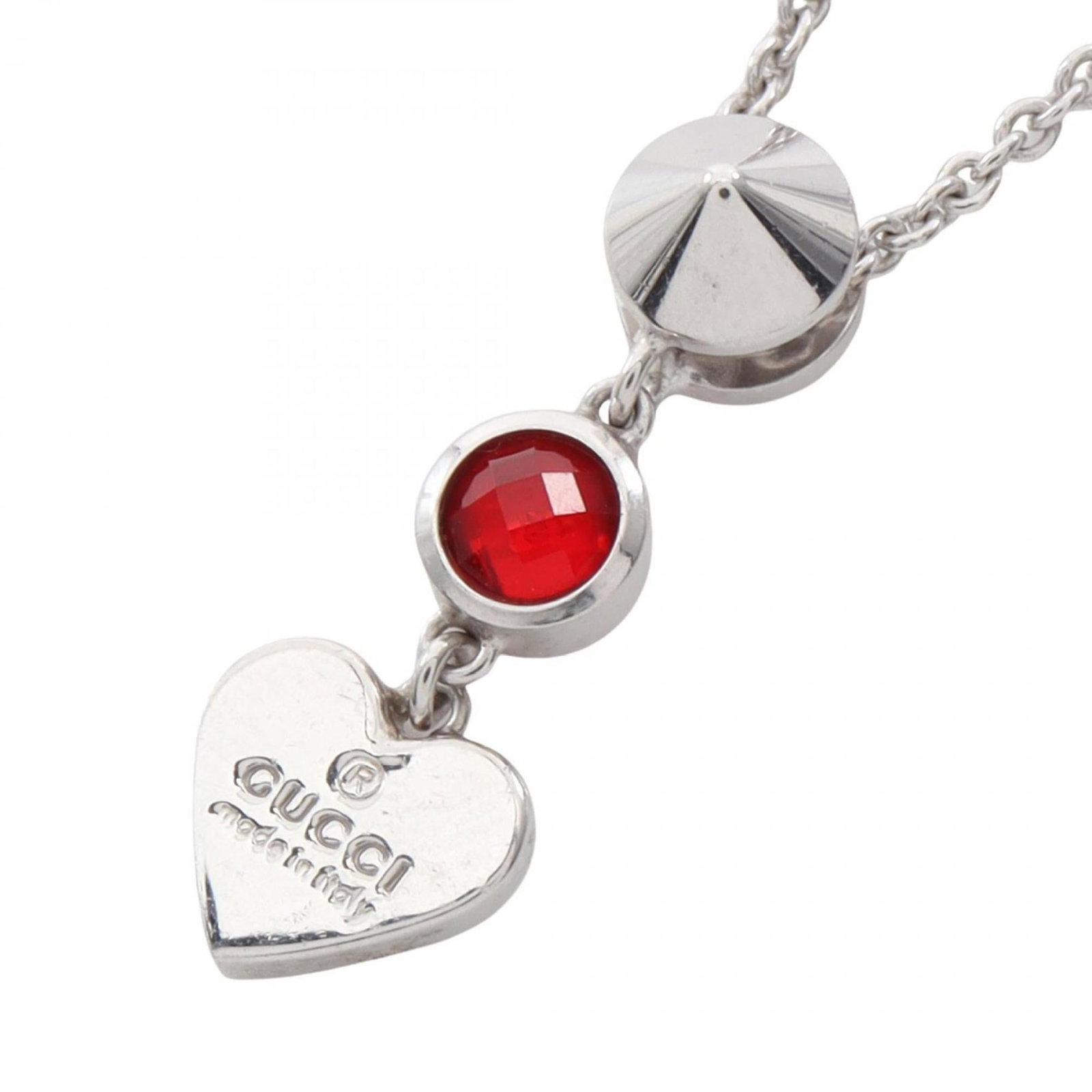 Gucci Heart Necklace In Silver 925 For Women And Red: Gucci Heart Necklace In Silver 925 For Women And Red Silver 925 Gucci Heart Necklace in Red, featuring a striking heart-shaped pendant with a silver finish. This elegant necklace boasts a comfortable 