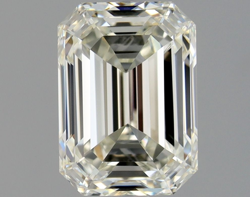 GIA Emerald 1.4ct K VVS1 - Loose Natural Diamond: GIA Emerald 1.4ct K VVS1 - Loose Natural Diamond GIA Emerald 1.4ct K VVS1 - Loose Natural Diamond, certified by the Gemological Institute of America (GIA) with exceptional clarity and color