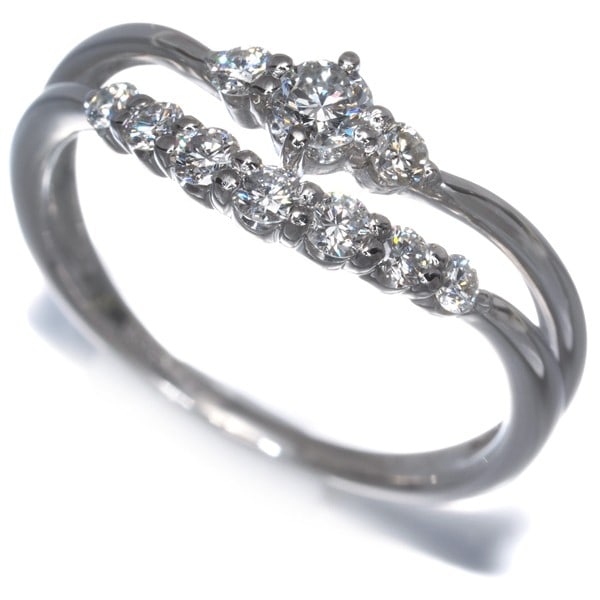 Diamond 0.30Ct Ring 950 Platinum: Diamond 0.30Ct Ring 950 Platinum Natural diamond adds elegance to the platinum band, creating a sophisticated look. The ring features a 0.30ct diamond set in 950 platinum, with a slender design that