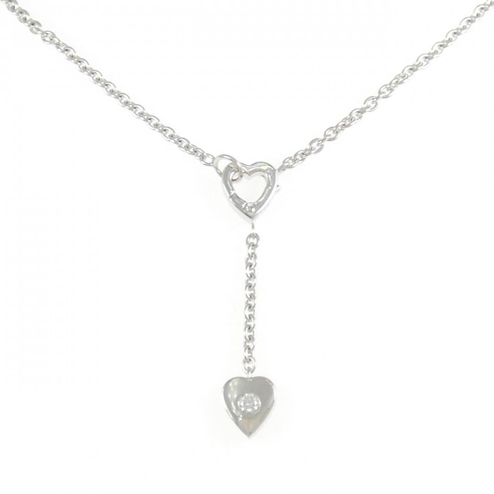 Mon Amour Cartier Necklace: Mon Amour Cartier Necklace White gold (18K) Cartier necklace with a diamond pendant, measuring 40 cm in circumference and featuring a 8.3mm x 7.3mm pendant. The necklace showcases a high-quality diamo