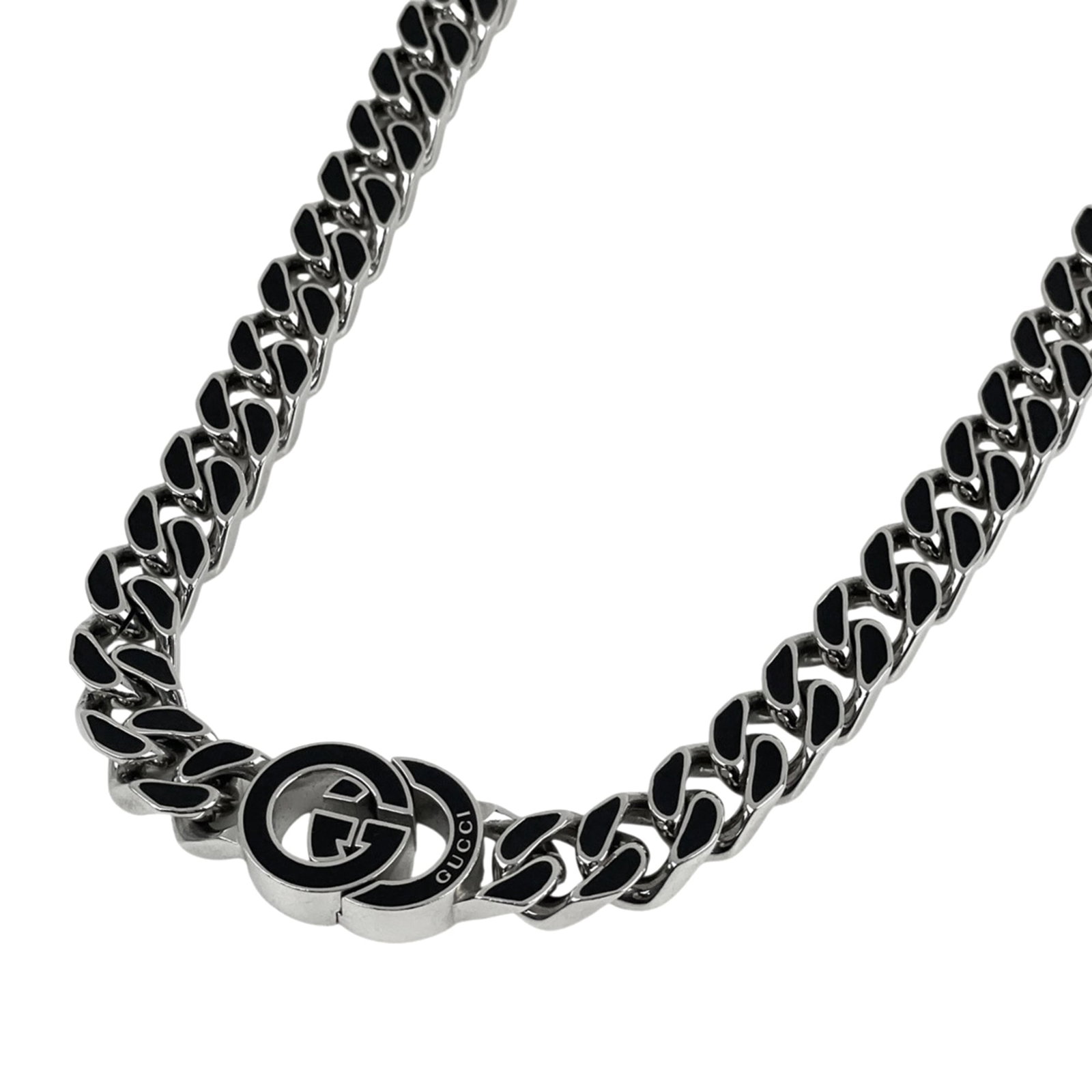 Women's silver metal interlocking g chain necklace by Gucci: Women's silver metal interlocking g chain necklace by Gucci Silver metal interlocking g chain necklace by Gucci, featuring a sleek and modern design with a silver metal finish. The necklace measures 4