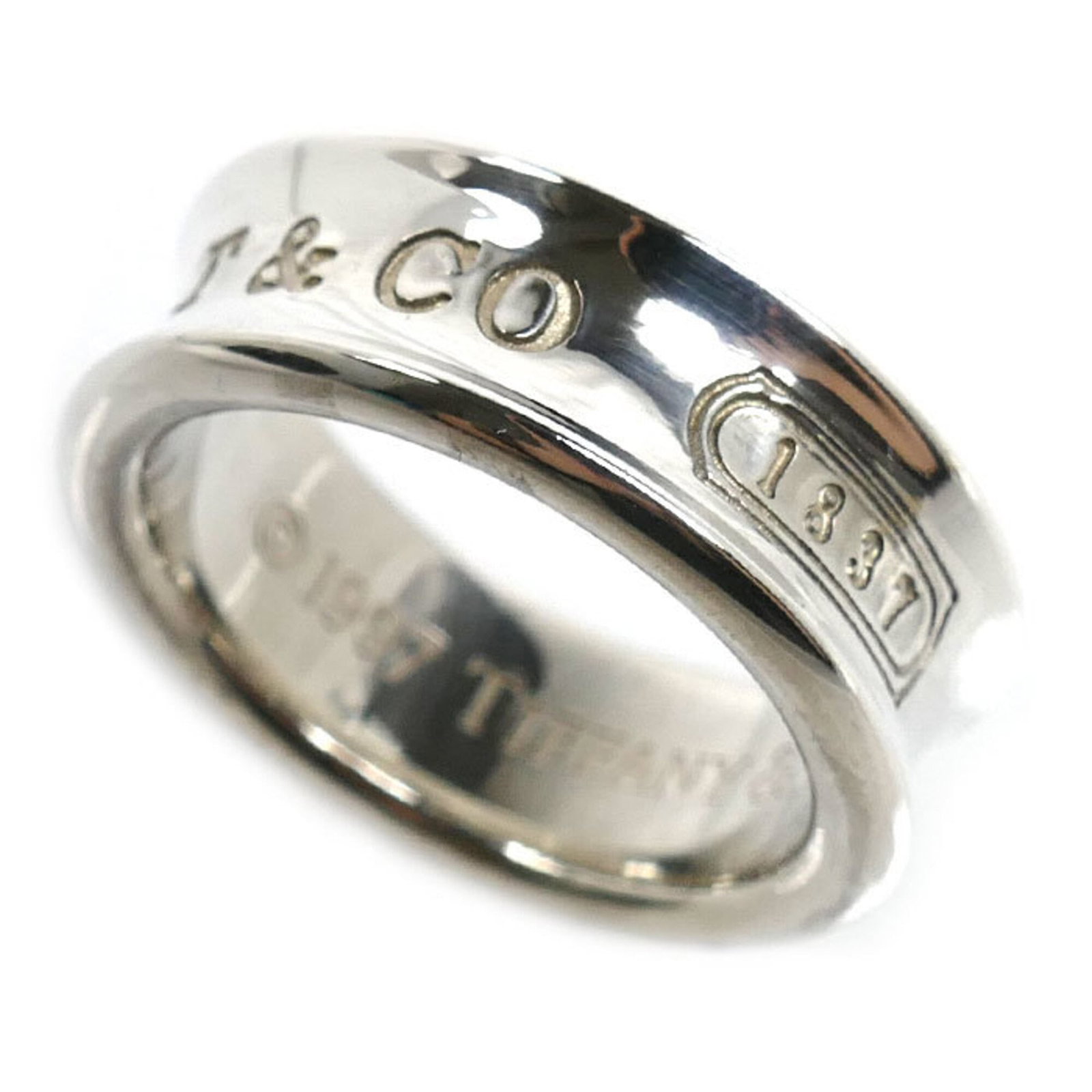 Silver band ring Tiffany 925: Silver band ring Tiffany 925 Item Specifics: Brand: Tiffany Country of Origin: USA Type: Band ring Gender: Women Material: Silver 925 Brand Size: 49.5 US Size: 5 Product Disclaimer: Items may exhibi