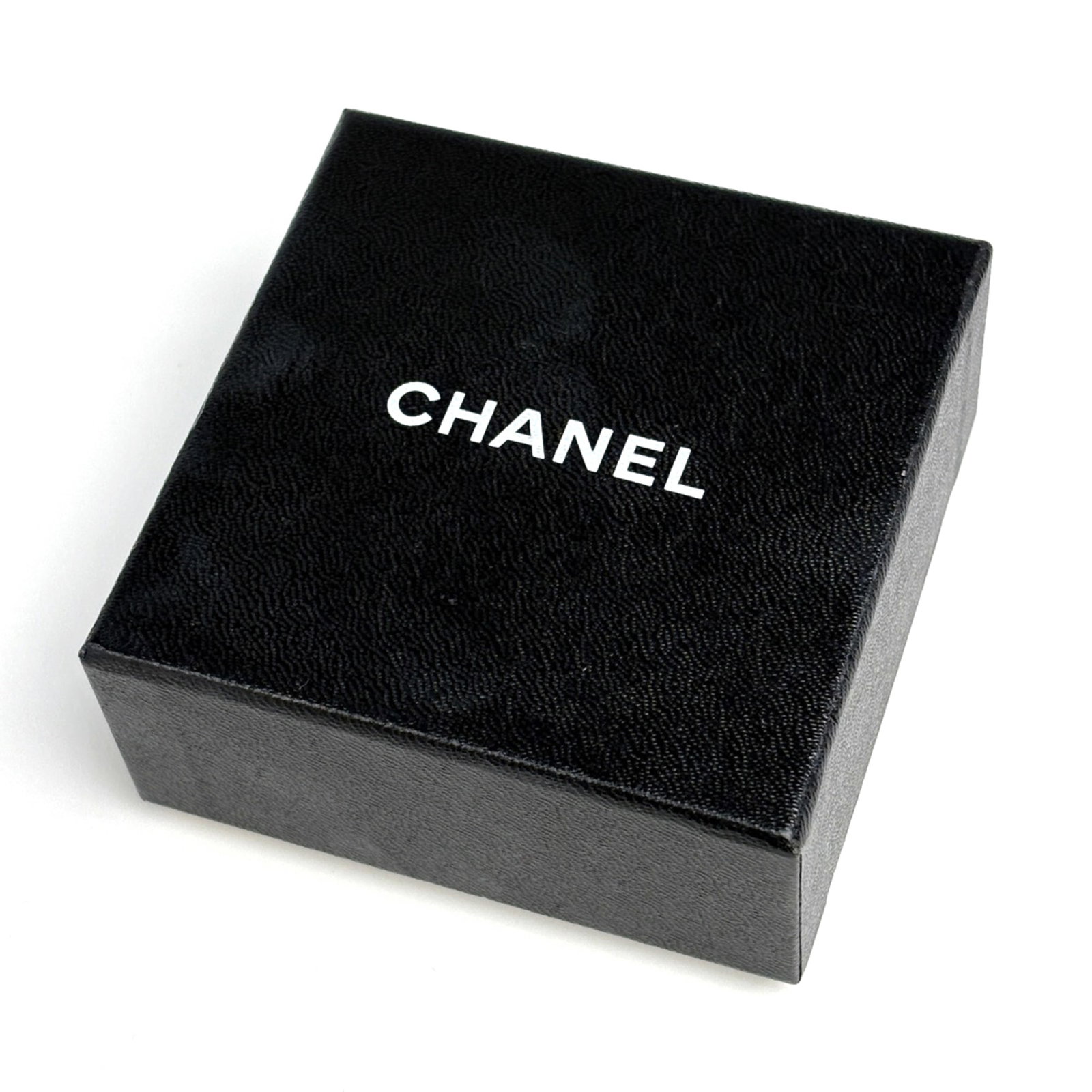 Chanel Brooch - 6