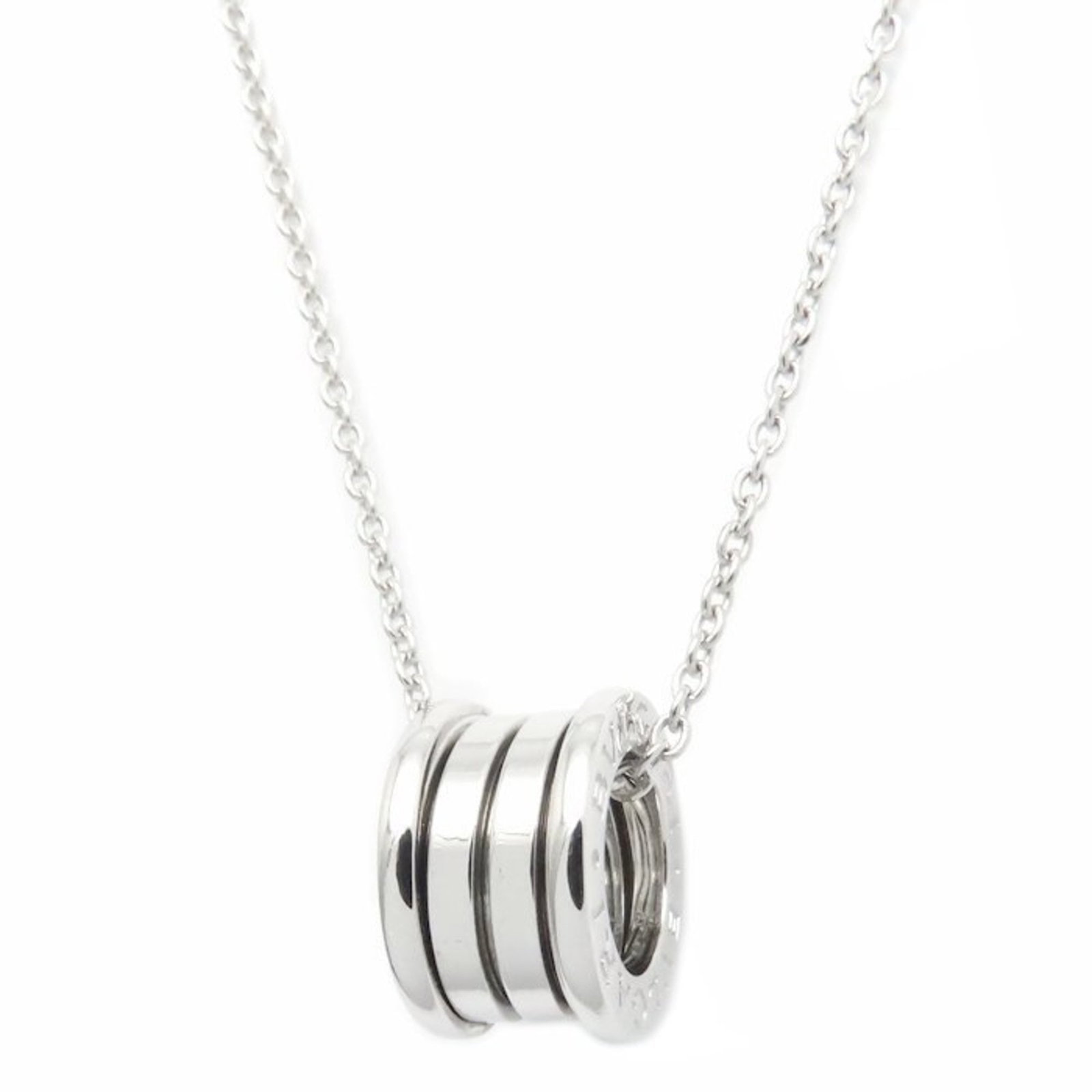 Bvlgari B.Zero1 Necklace In 18Kwg For Women 295173: Bvlgari B.Zero1 Necklace In 18Kwg For Women 295173 18K white gold Bvlgari B.Zero1 necklace with a pendant size of 14.8mm x 9mm, set in a neck circumference of 41.5 cm / 16.33''. The necklace is crafte