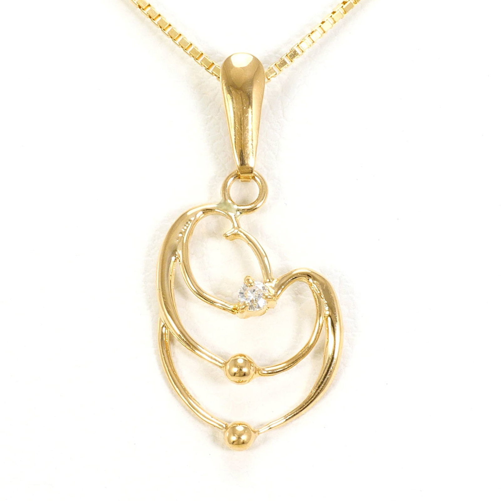 18K (18-Karat) Yellow Gold Necklace With Diamond (Carat Weight Not Stamped) Total Weight 2.6G 52Cm (1 of 5)