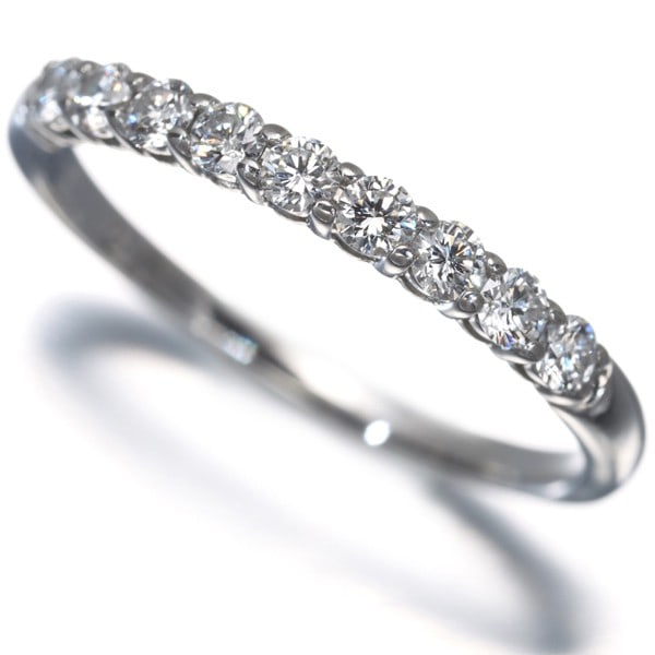 Diamond Tiffany Co. Platinum Ring Forever 2.2Mm 950 Us5.75-6: Diamond Tiffany Co. Platinum Ring Forever 2.2Mm 950 Us5.75-6 Tiffany & Co.'s platinum ring features a natural diamond, weighing approximately unmarked carats, set in a band with a base metal purity of