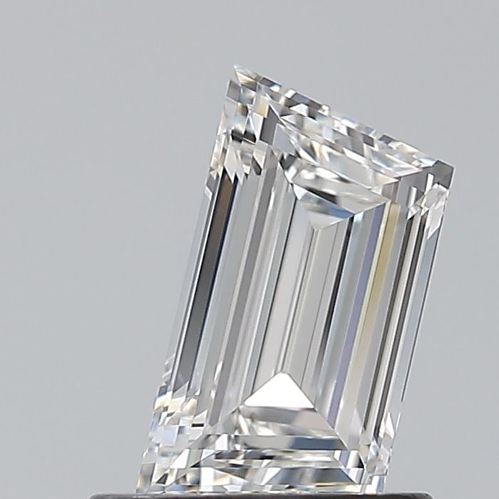 GIA Trapezoid 0.7ct F VVS2 - Loose Natural Diamond: GIA Trapezoid 0.7ct F VVS2 - Loose Natural Diamond GIA-certified, the 0.7ct F VVS2 diamond boasts exceptional clarity and color, with EX polish and symmetry. This natural, loose stone offers a unique